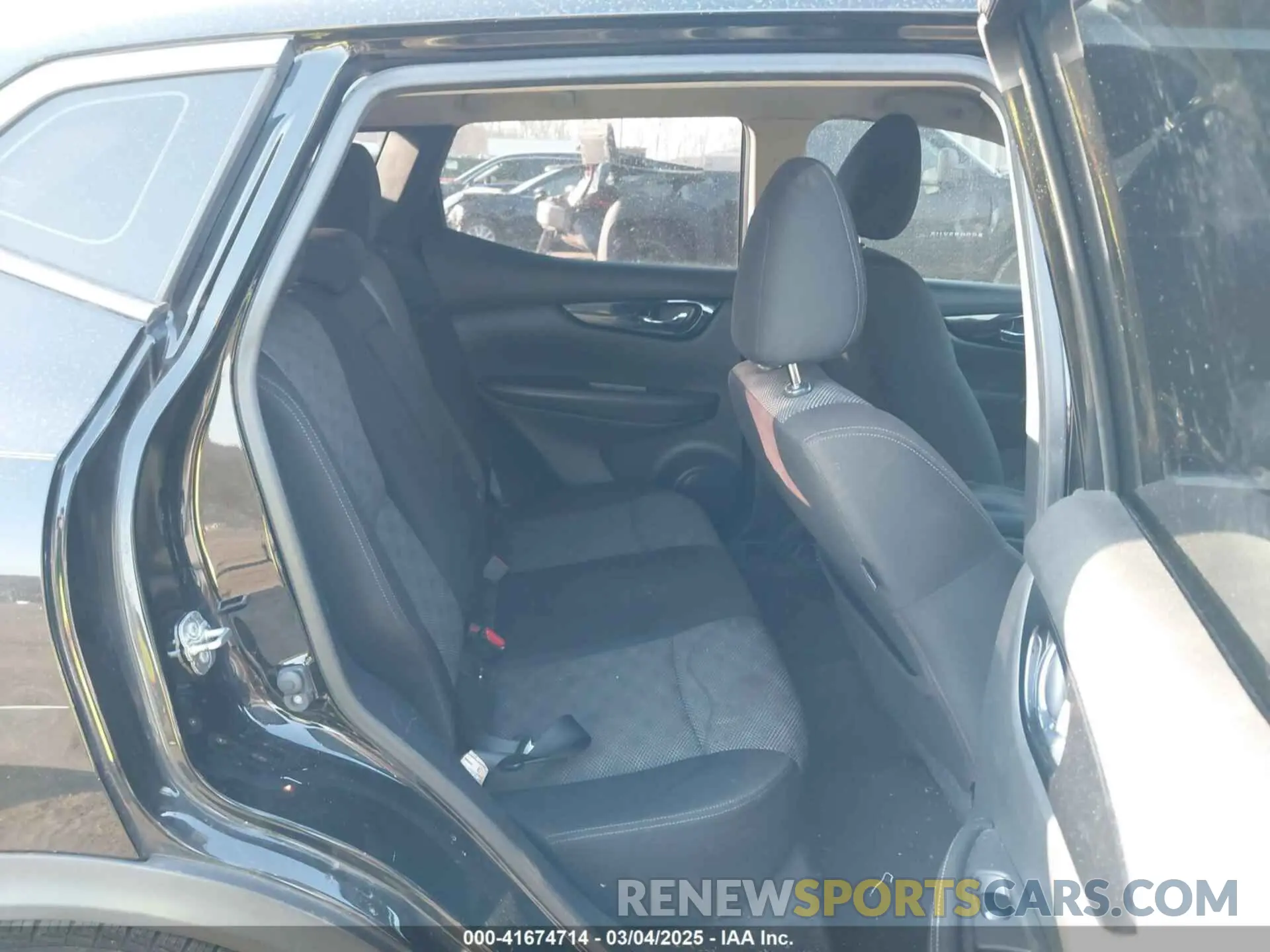 8 fotografías del automóvil dañado JN1BJ1CR4KW626837 NISSAN ROGUE SPORT 2019