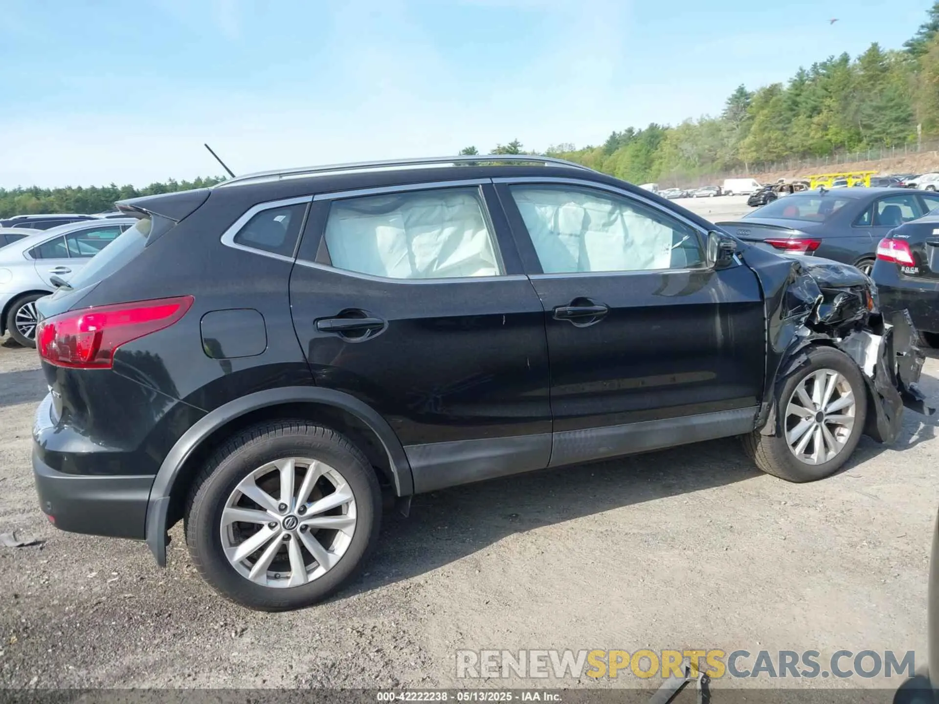 13 fotografías del automóvil dañado JN1BJ1CR5KW623221 NISSAN ROGUE SPORT 2019