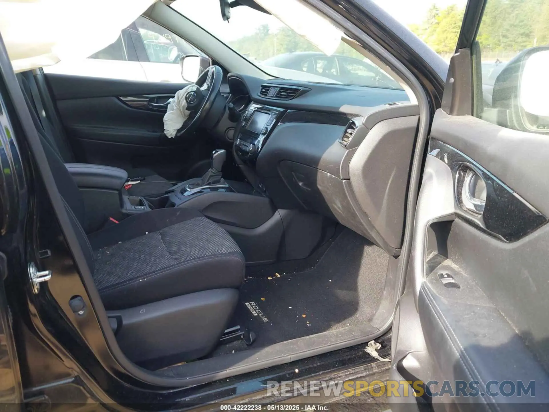 5 fotografías del automóvil dañado JN1BJ1CR5KW623221 NISSAN ROGUE SPORT 2019