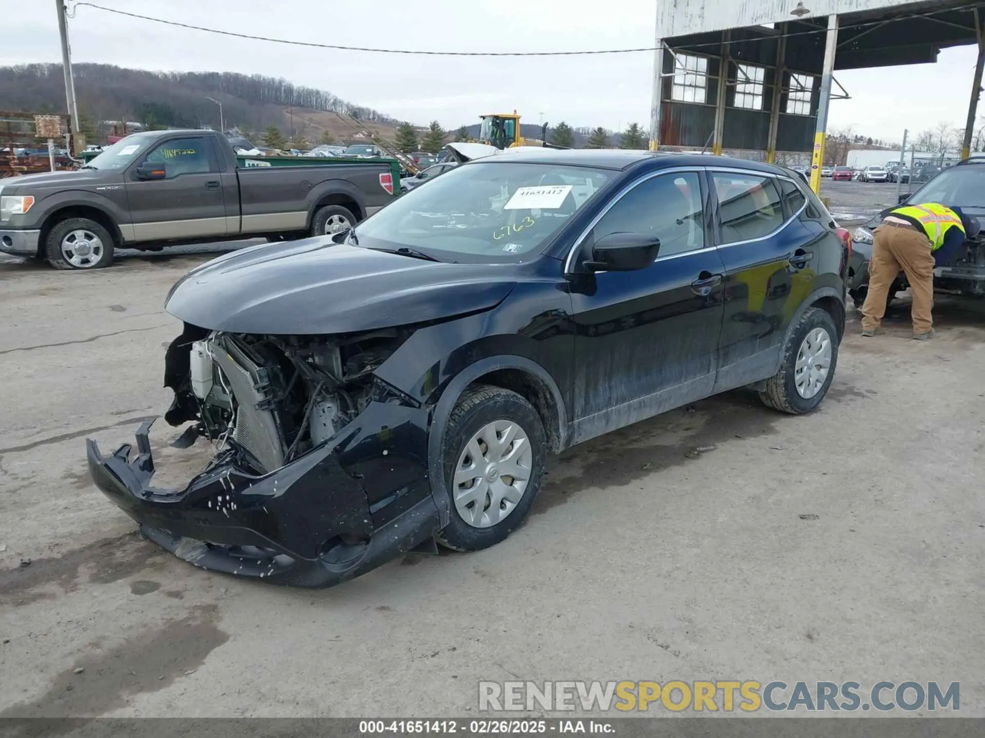 2 fotografías del automóvil dañado JN1BJ1CR7KW316763 NISSAN ROGUE SPORT 2019
