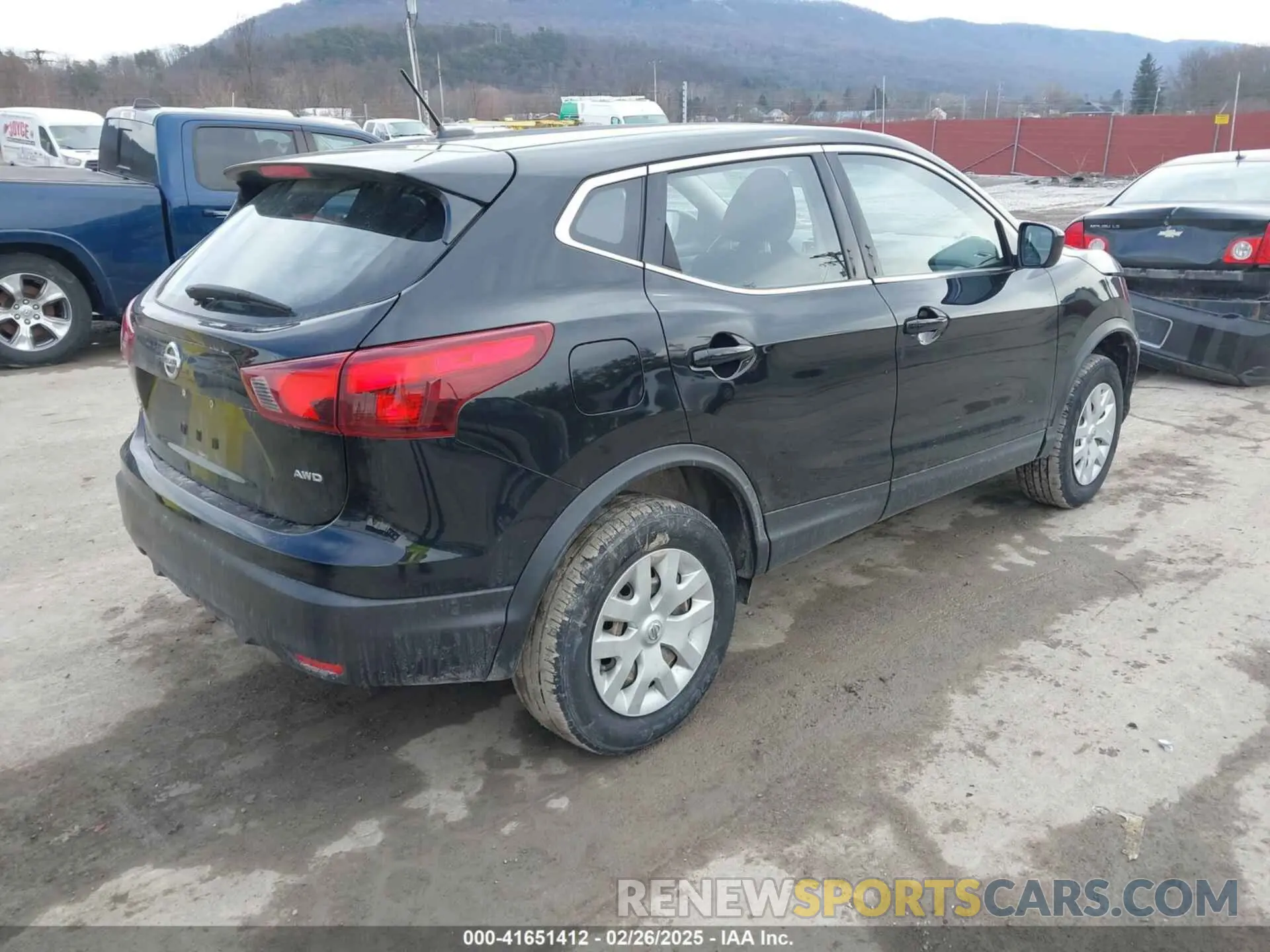 4 fotografías del automóvil dañado JN1BJ1CR7KW316763 NISSAN ROGUE SPORT 2019