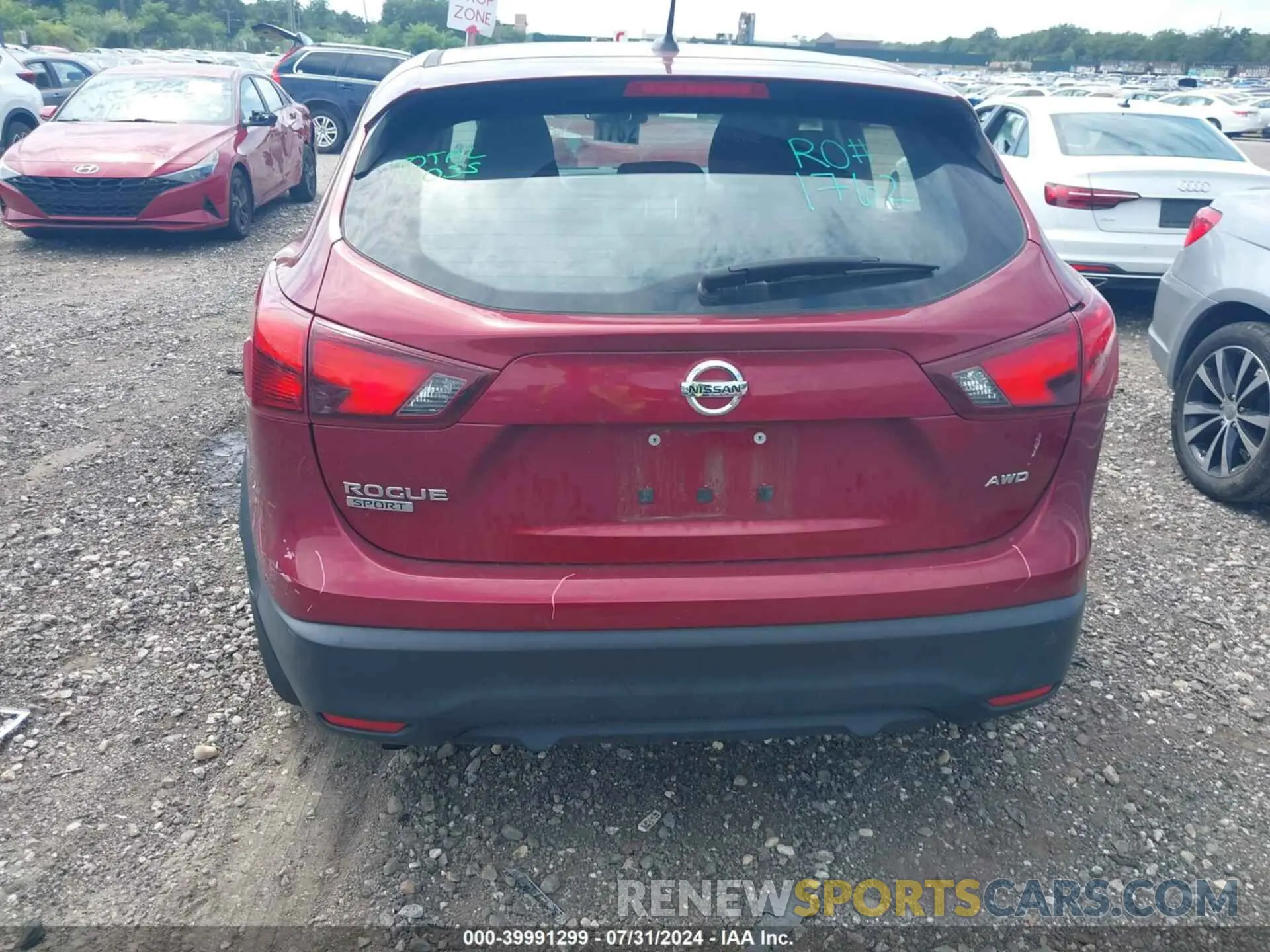 16 fotografías del automóvil dañado JN1BJ1CR7KW321946 NISSAN ROGUE SPORT 2019