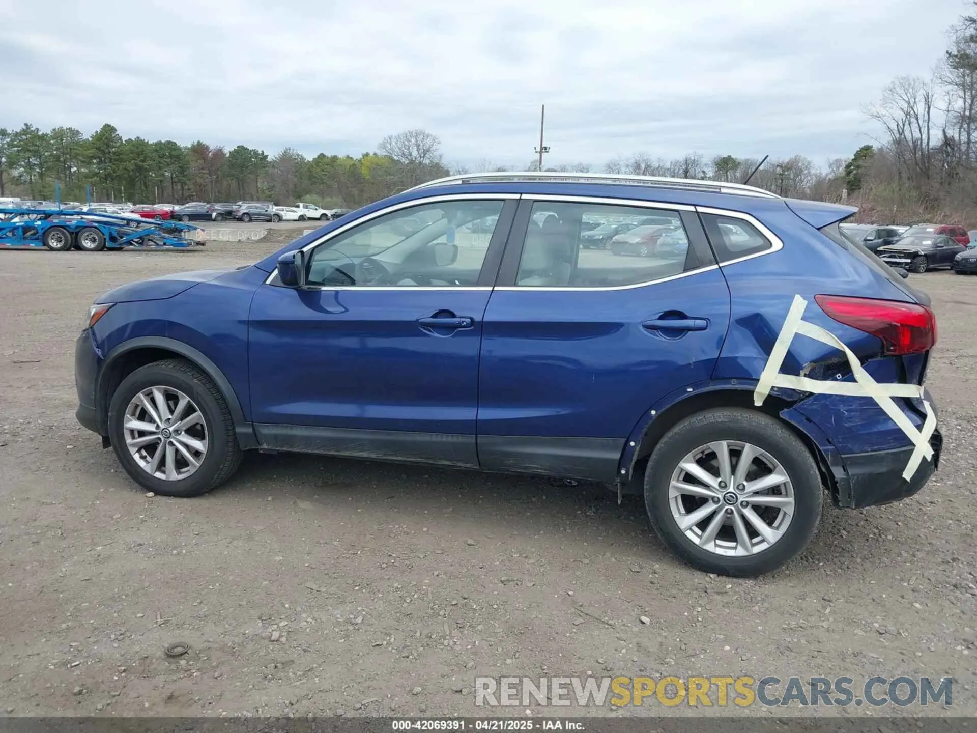 14 fotografías del automóvil dañado JN1BJ1CR7KW325687 NISSAN ROGUE SPORT 2019