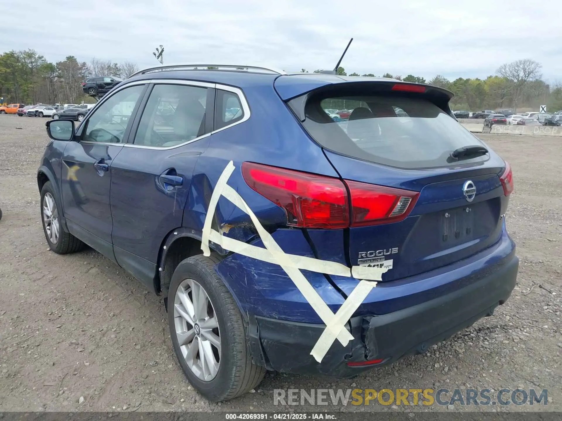 3 fotografías del automóvil dañado JN1BJ1CR7KW325687 NISSAN ROGUE SPORT 2019