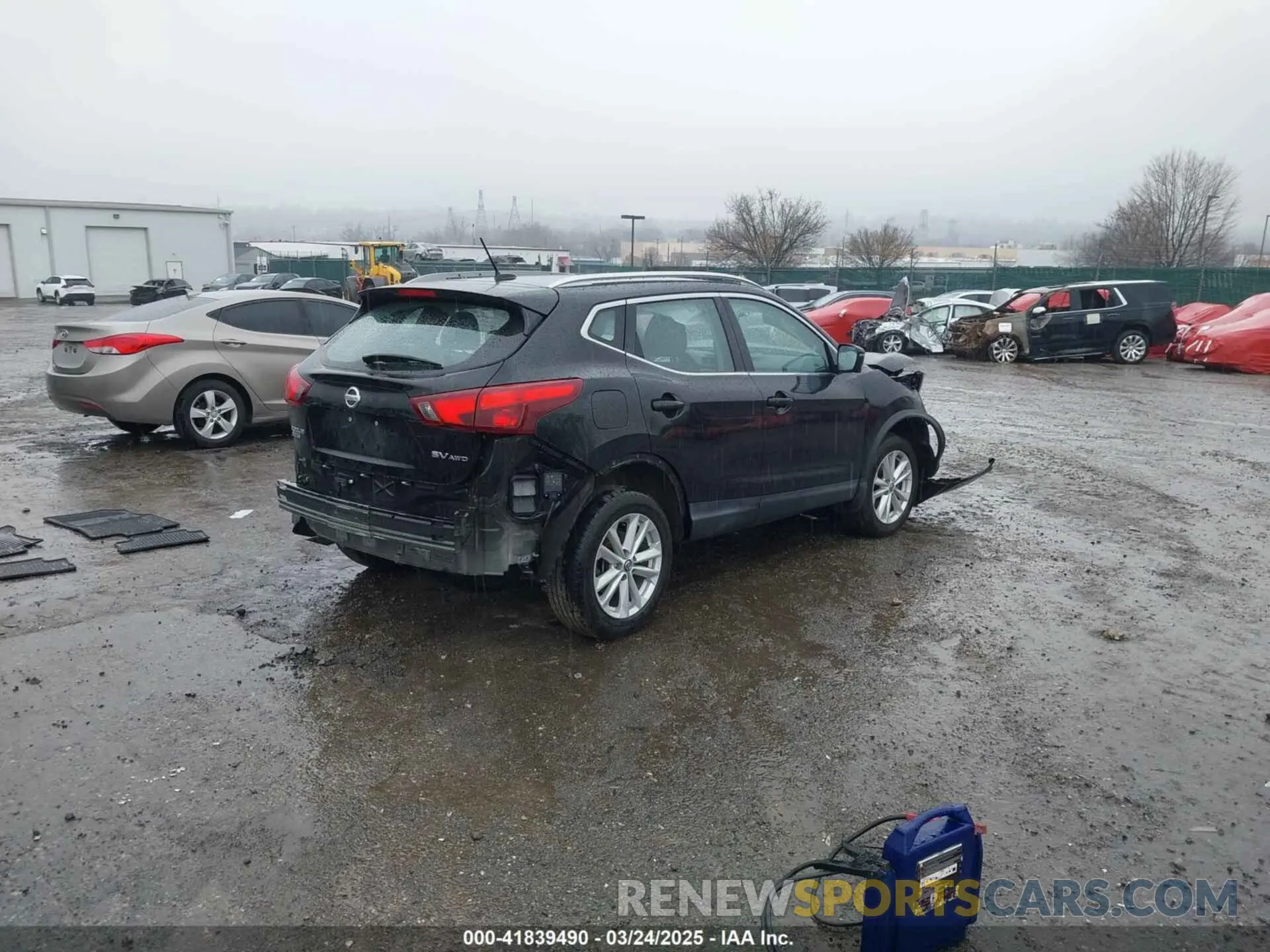 4 fotografías del automóvil dañado JN1BJ1CR7KW351870 NISSAN ROGUE SPORT 2019