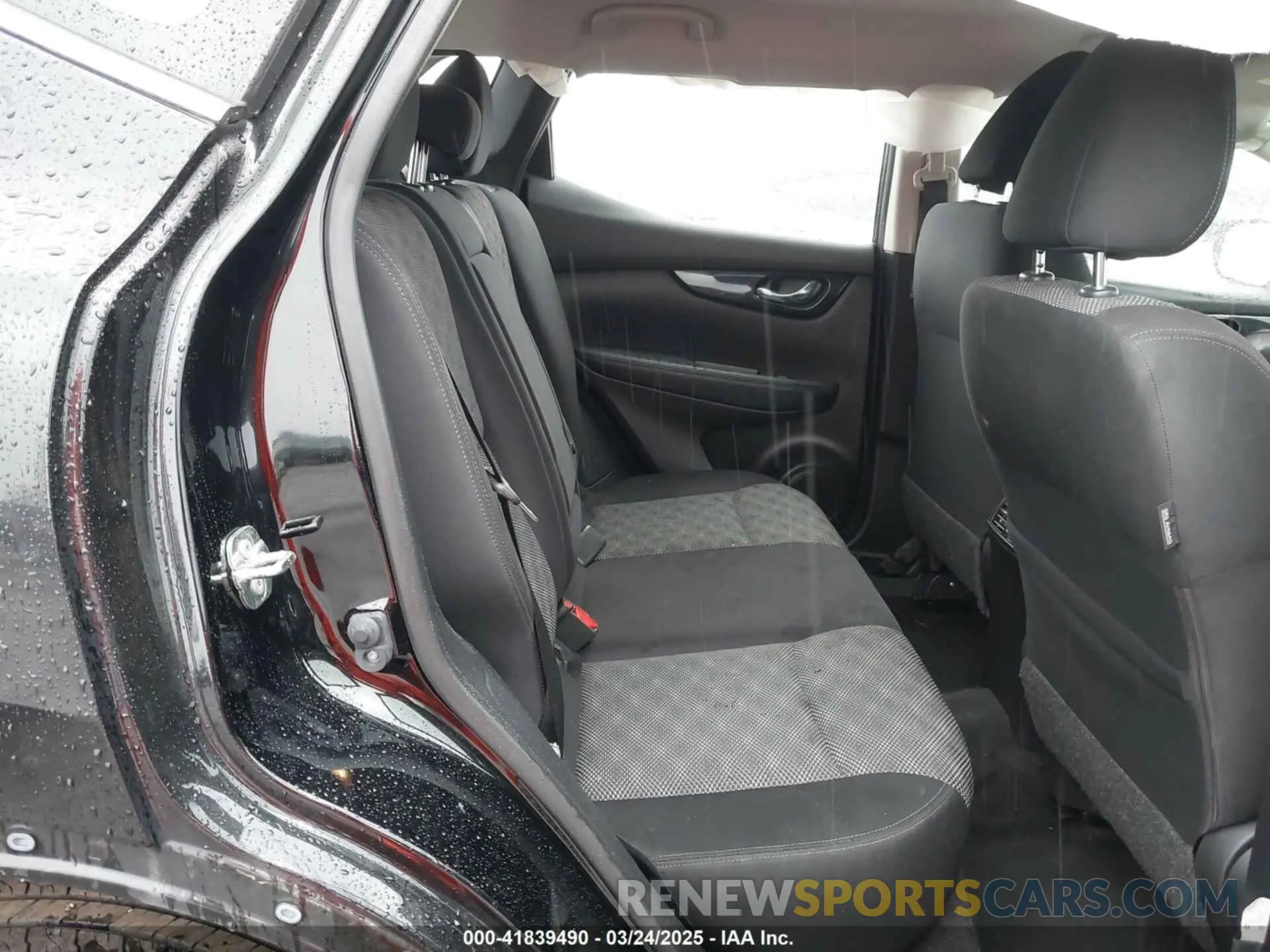 8 fotografías del automóvil dañado JN1BJ1CR7KW351870 NISSAN ROGUE SPORT 2019