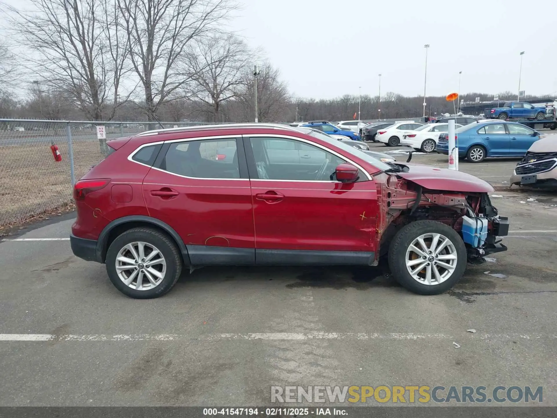 13 fotografías del automóvil dañado JN1BJ1CR8KW311328 NISSAN ROGUE SPORT 2019