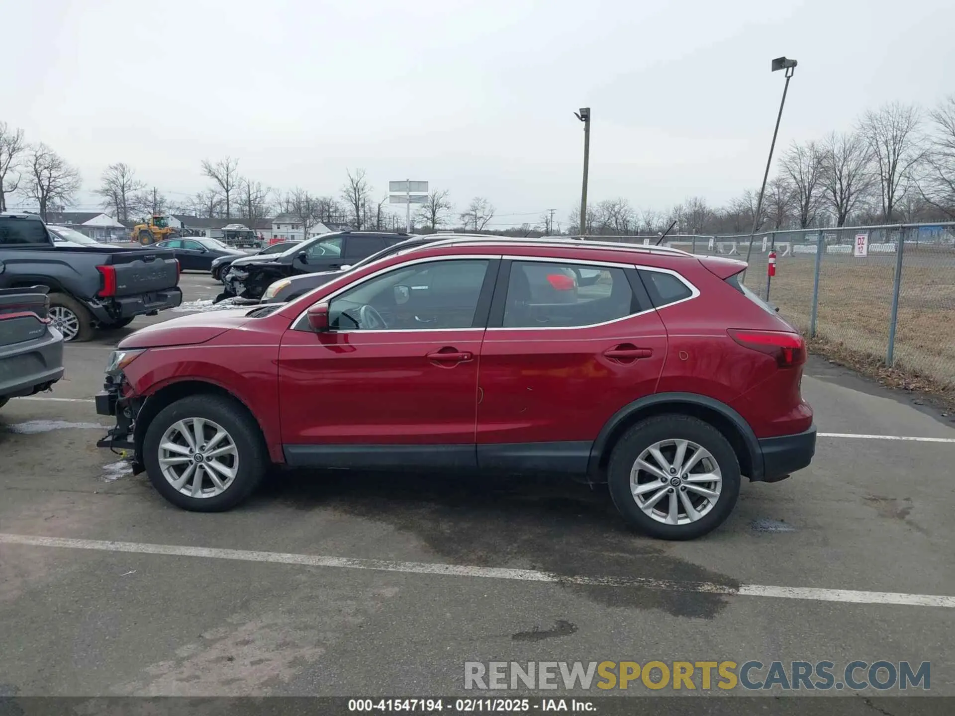 14 fotografías del automóvil dañado JN1BJ1CR8KW311328 NISSAN ROGUE SPORT 2019