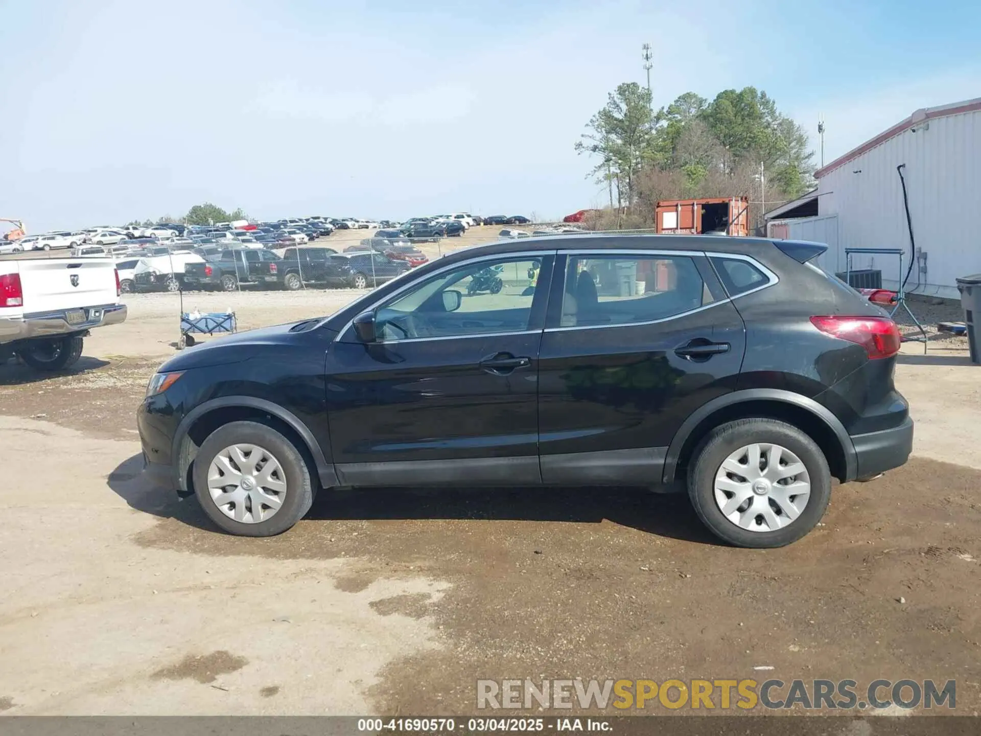 15 fotografías del automóvil dañado JN1BJ1CR8KW333880 NISSAN ROGUE SPORT 2019