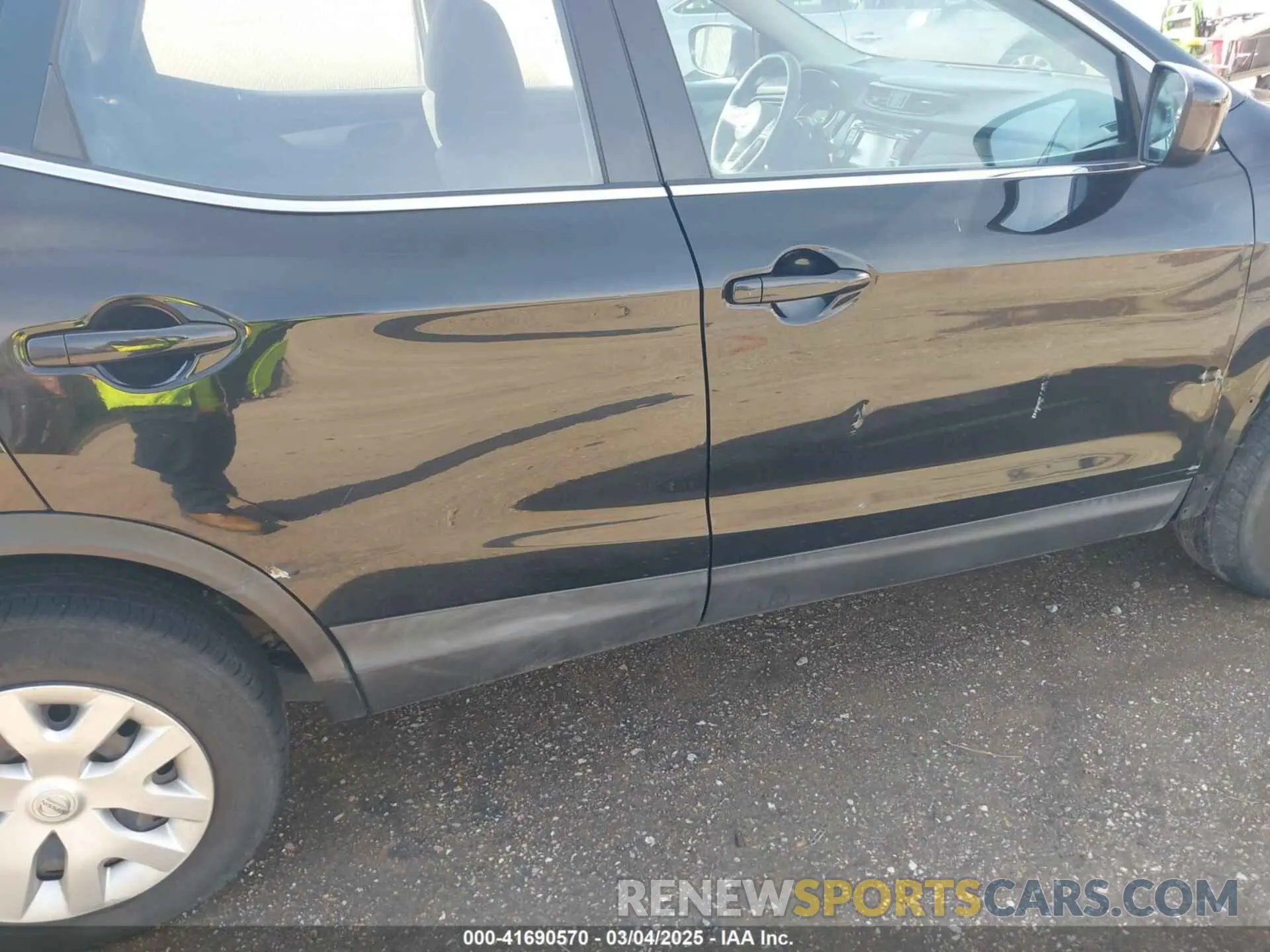 18 fotografías del automóvil dañado JN1BJ1CR8KW333880 NISSAN ROGUE SPORT 2019