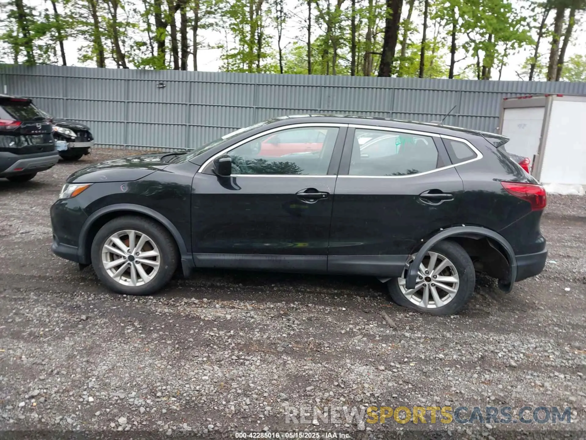 14 fotografías del automóvil dañado JN1BJ1CR9KW628552 NISSAN ROGUE SPORT 2019
