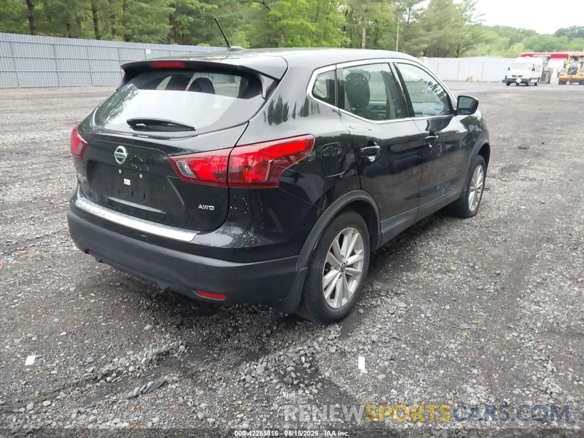 4 fotografías del automóvil dañado JN1BJ1CR9KW628552 NISSAN ROGUE SPORT 2019