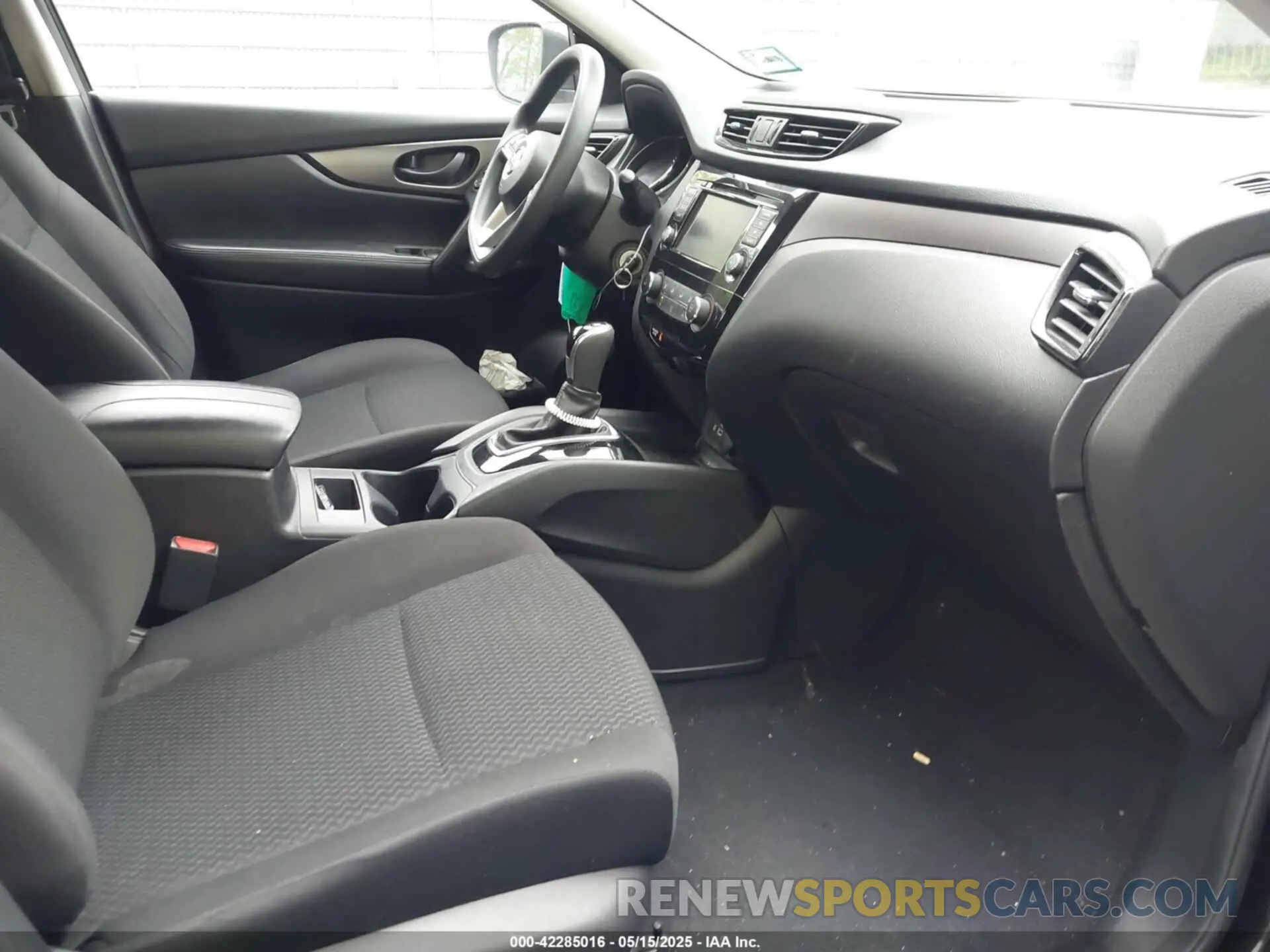 5 fotografías del automóvil dañado JN1BJ1CR9KW628552 NISSAN ROGUE SPORT 2019