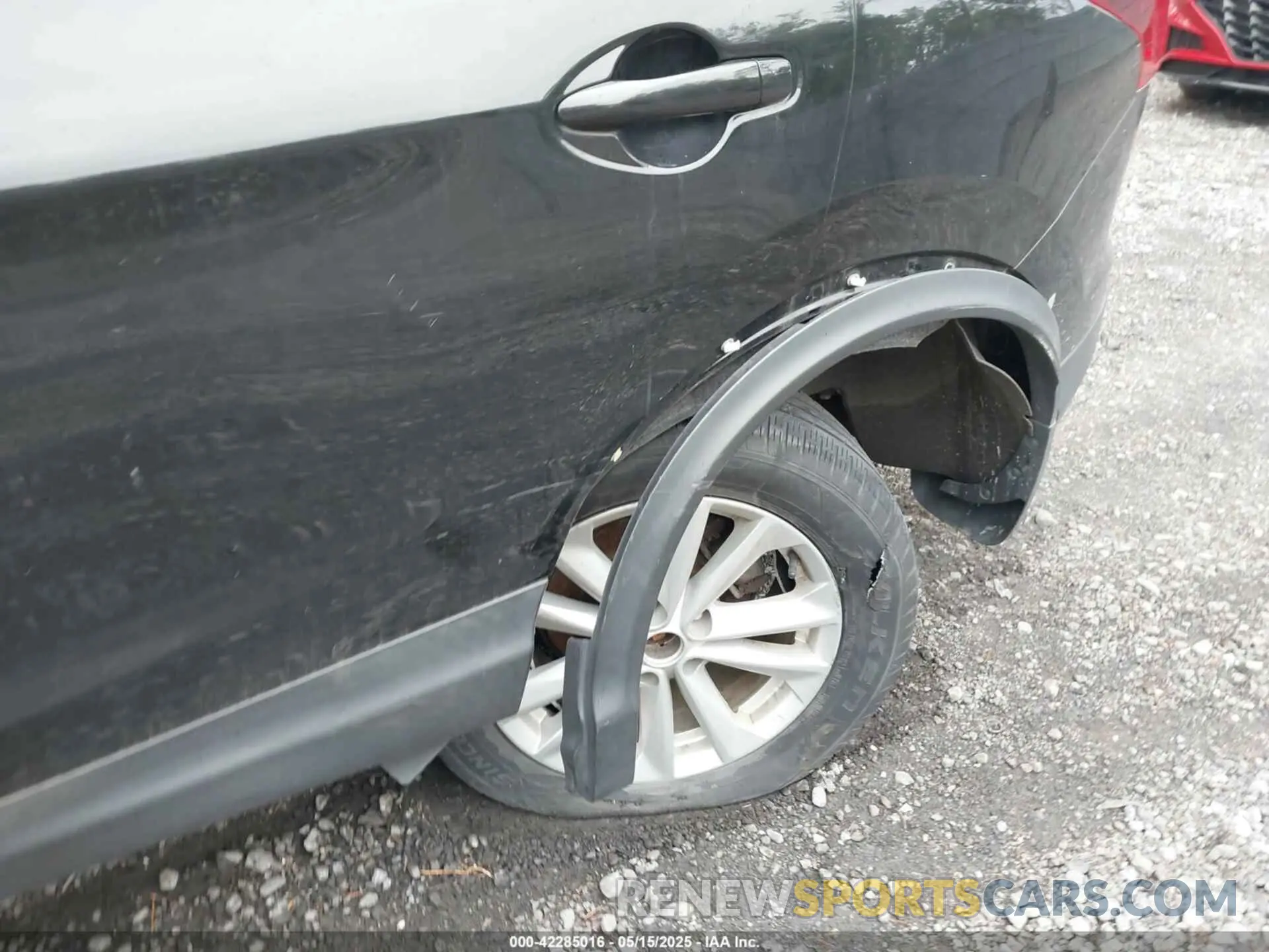 6 fotografías del automóvil dañado JN1BJ1CR9KW628552 NISSAN ROGUE SPORT 2019