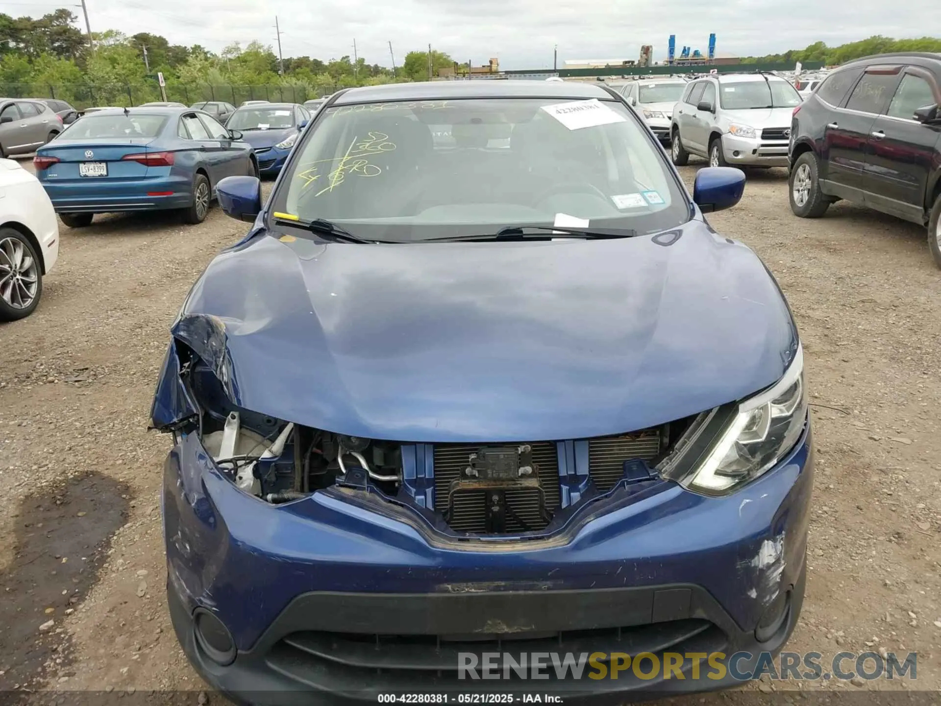12 fotografías del automóvil dañado JN1BJ1CRXKW333511 NISSAN ROGUE SPORT 2019