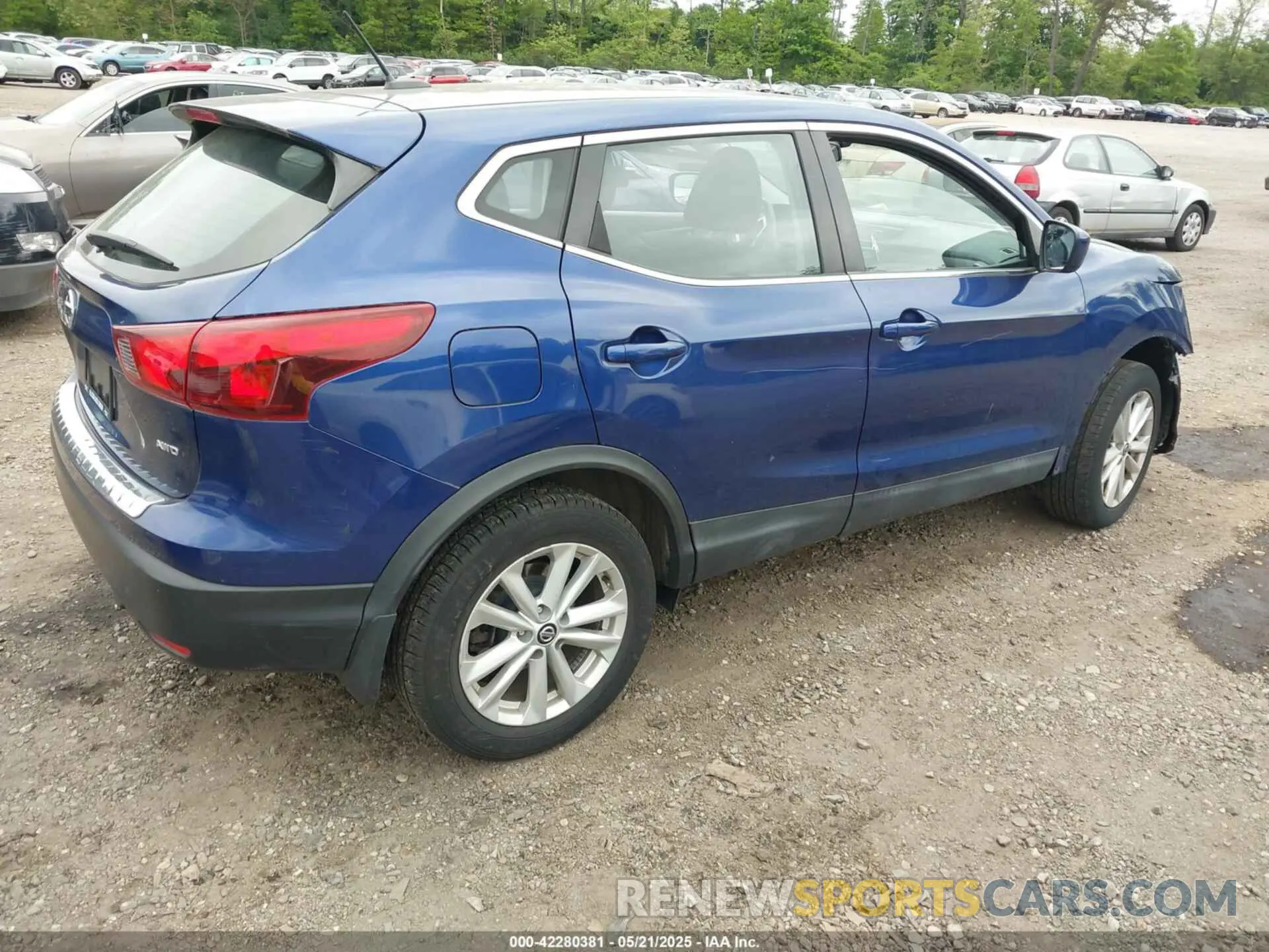 4 fotografías del automóvil dañado JN1BJ1CRXKW333511 NISSAN ROGUE SPORT 2019