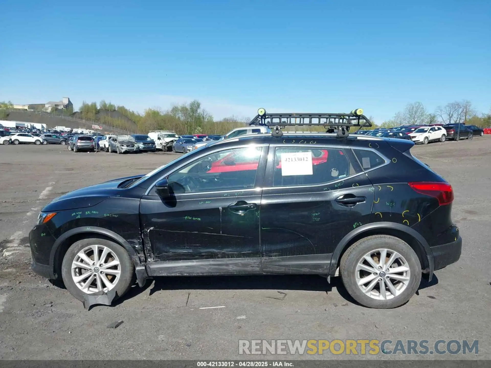 14 fotografías del automóvil dañado JN1BJ1CRXKW622324 NISSAN ROGUE SPORT 2019