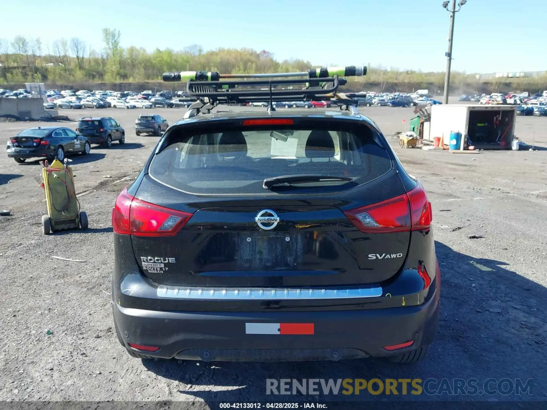 16 fotografías del automóvil dañado JN1BJ1CRXKW622324 NISSAN ROGUE SPORT 2019