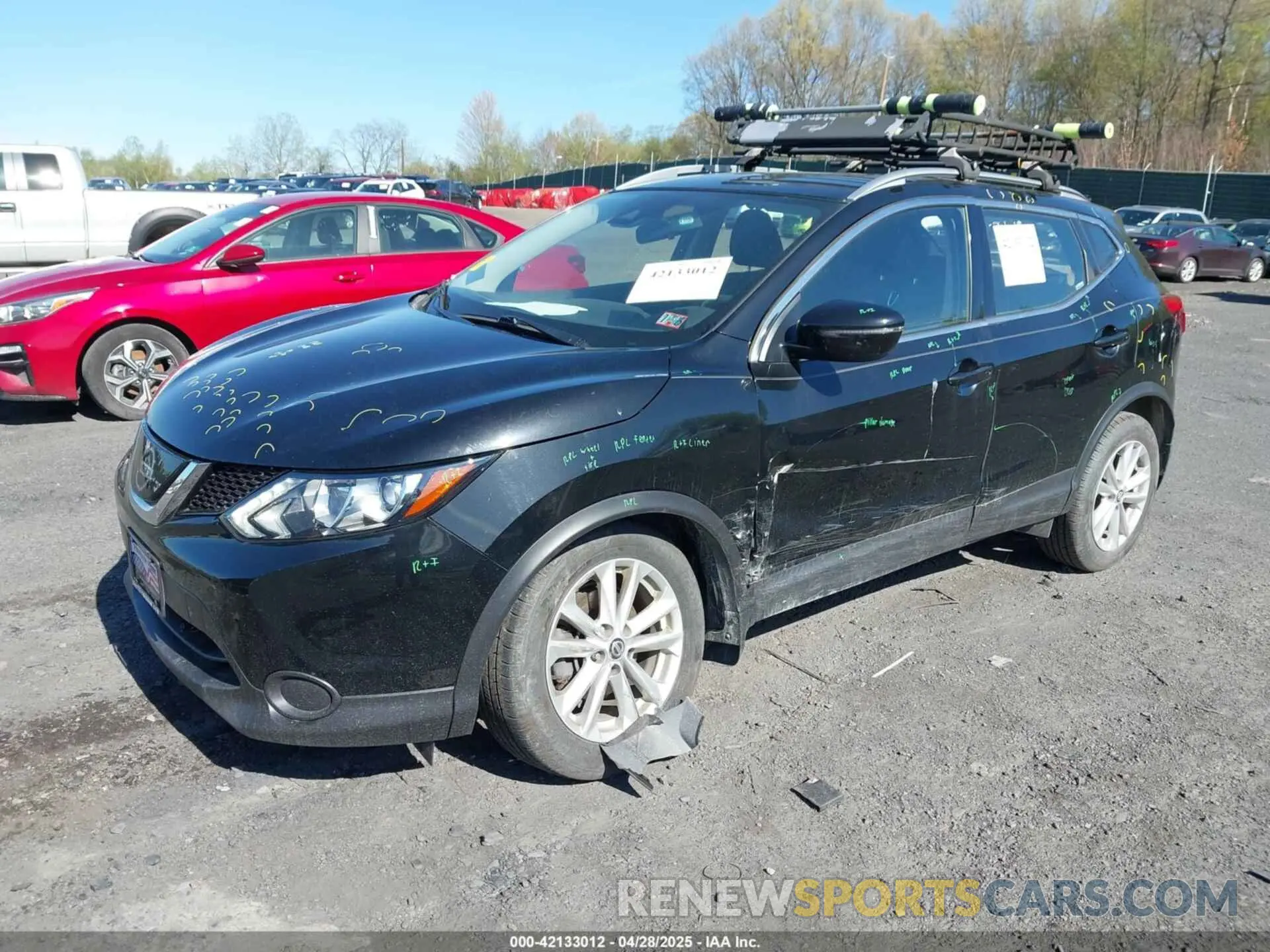 2 fotografías del automóvil dañado JN1BJ1CRXKW622324 NISSAN ROGUE SPORT 2019