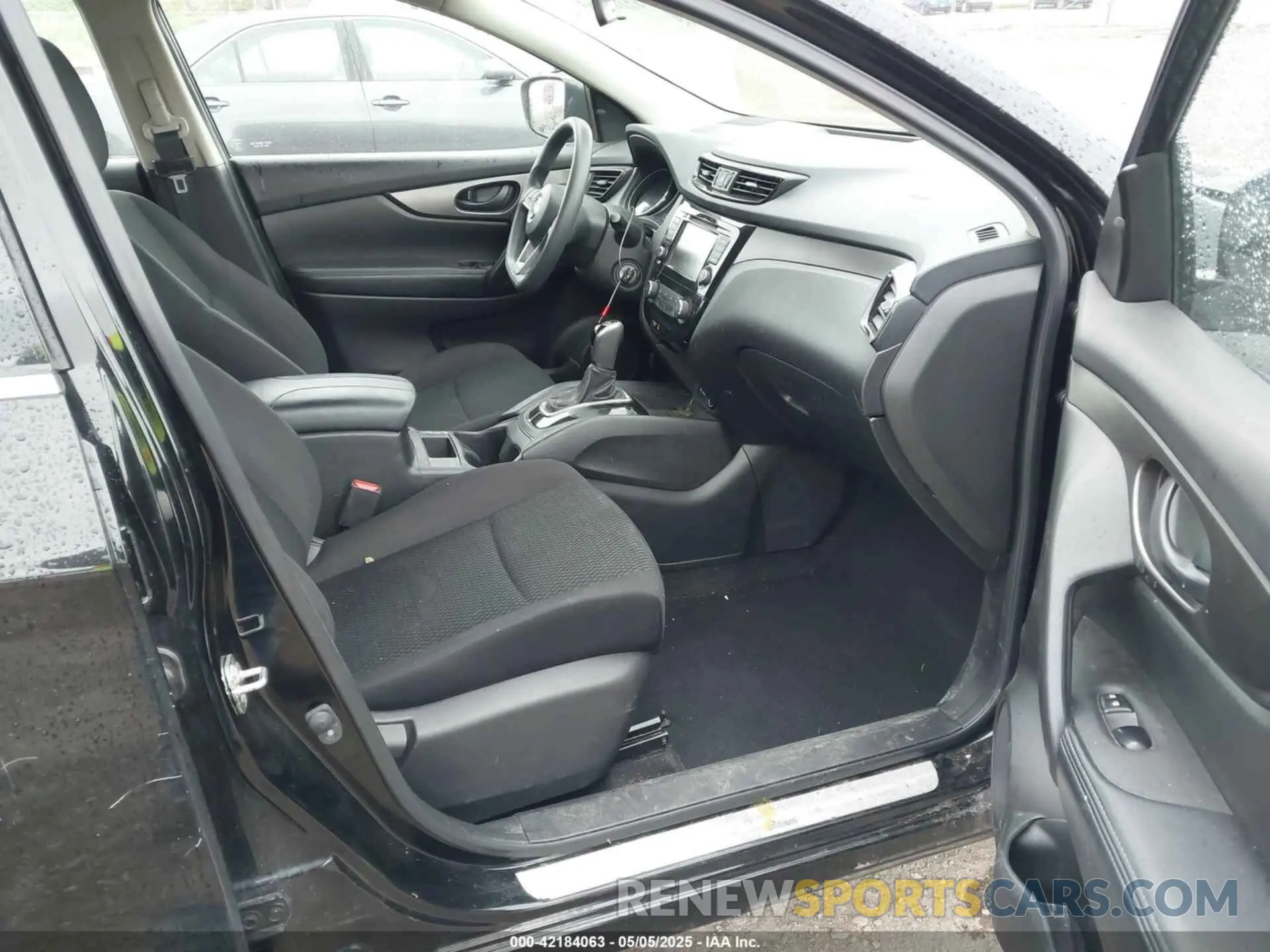 5 fotografías del automóvil dañado JN1BJ1CRXKW625059 NISSAN ROGUE SPORT 2019
