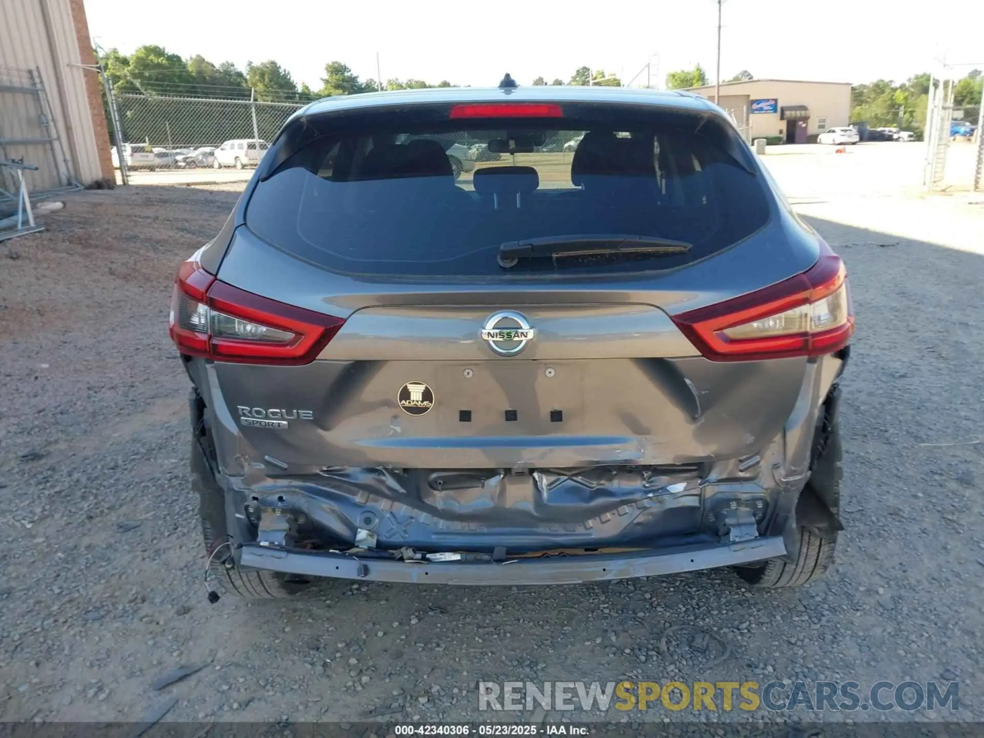 16 fotografías del automóvil dañado JN1BJ1CV0LW273561 NISSAN ROGUE SPORT 2020