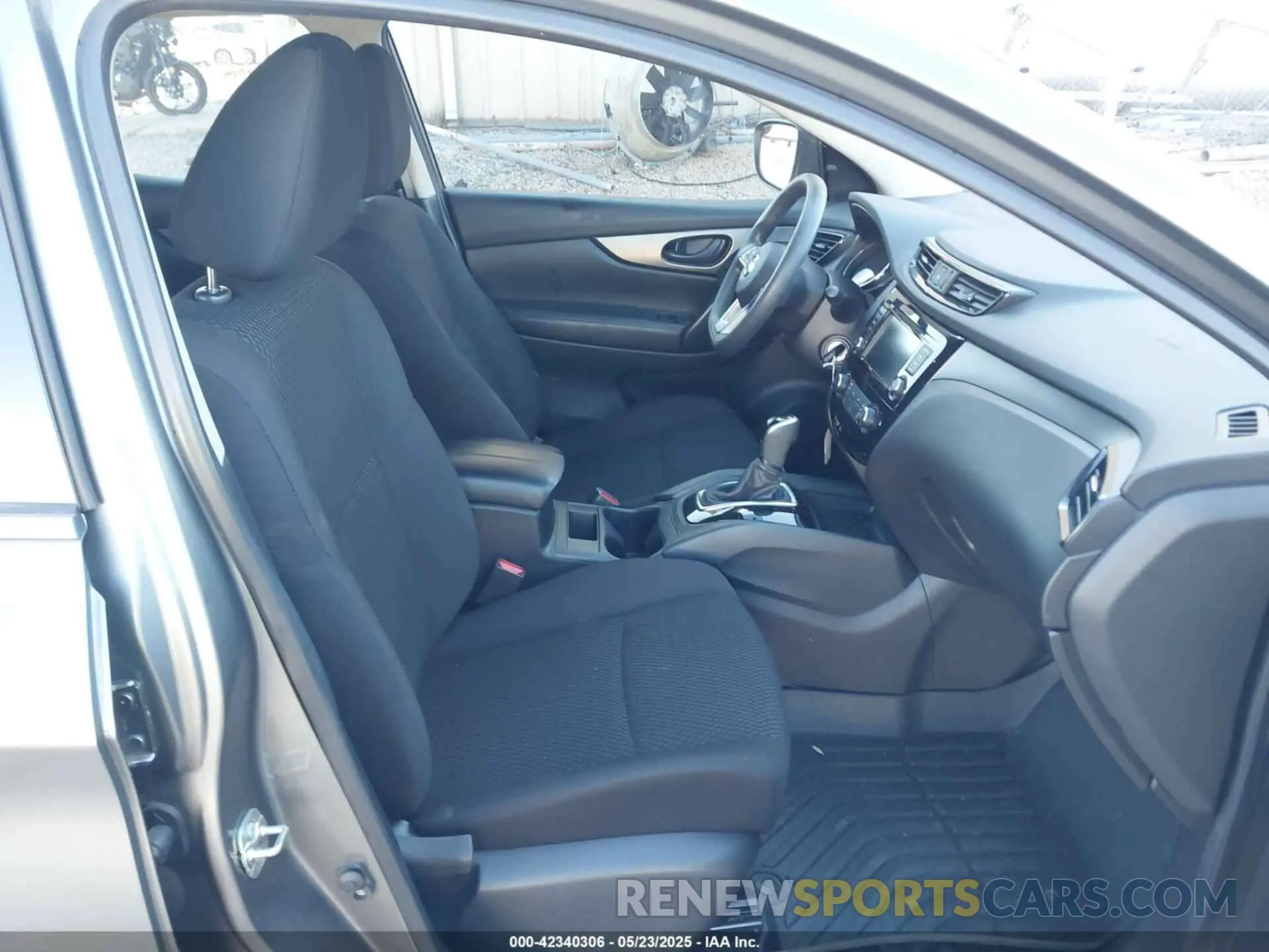 5 fotografías del automóvil dañado JN1BJ1CV0LW273561 NISSAN ROGUE SPORT 2020