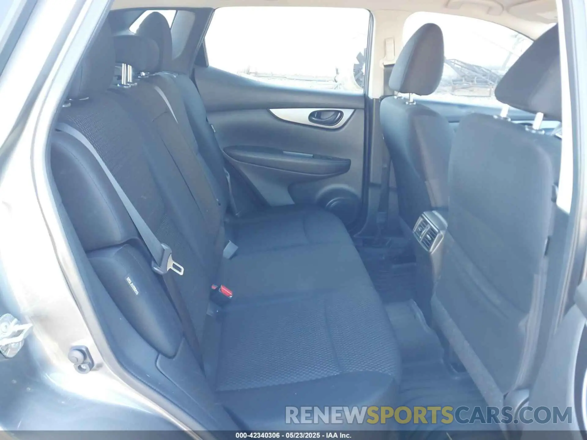 8 fotografías del automóvil dañado JN1BJ1CV0LW273561 NISSAN ROGUE SPORT 2020
