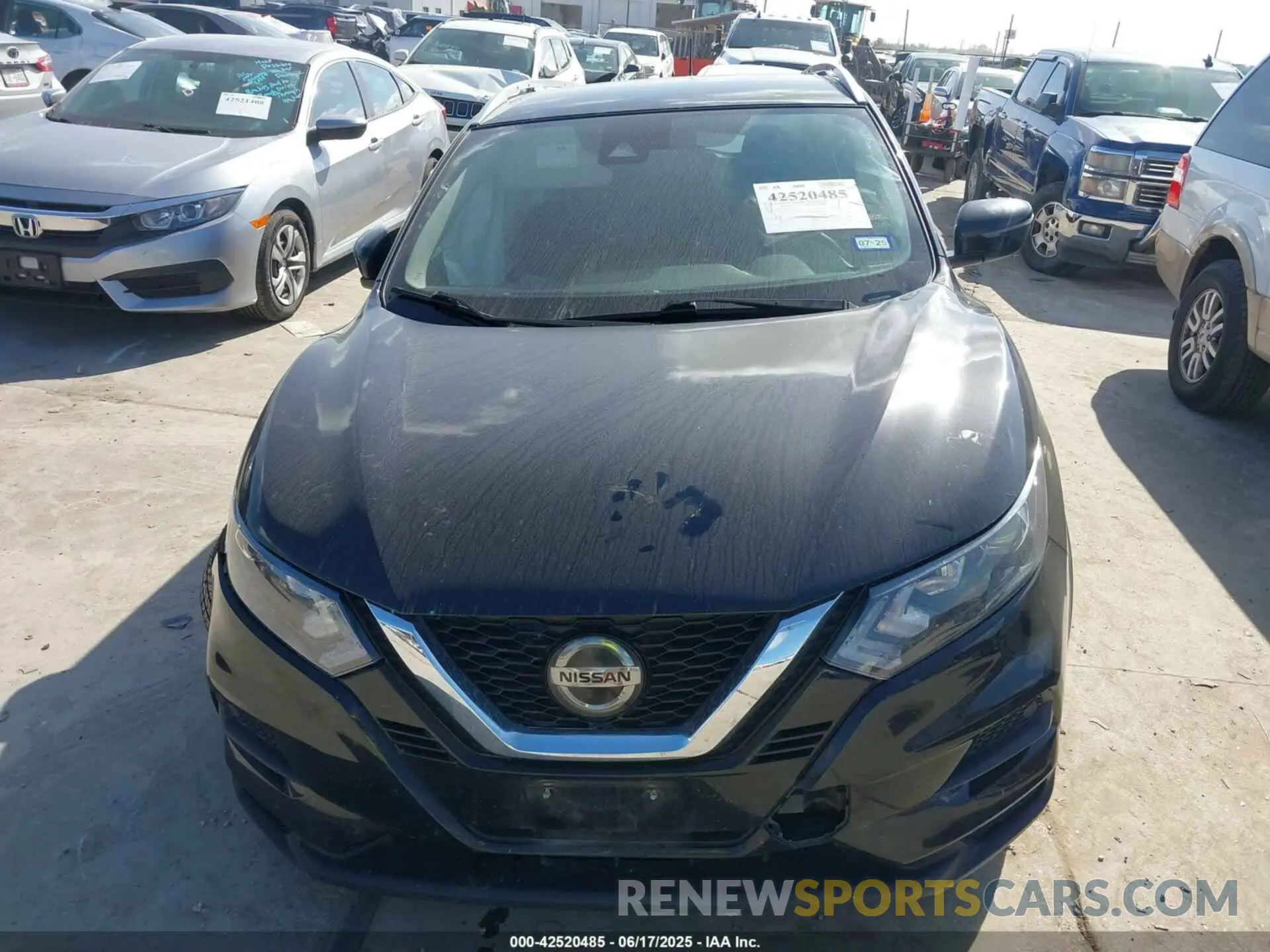 12 fotografías del automóvil dañado JN1BJ1CV2LW542238 NISSAN ROGUE SPORT 2020