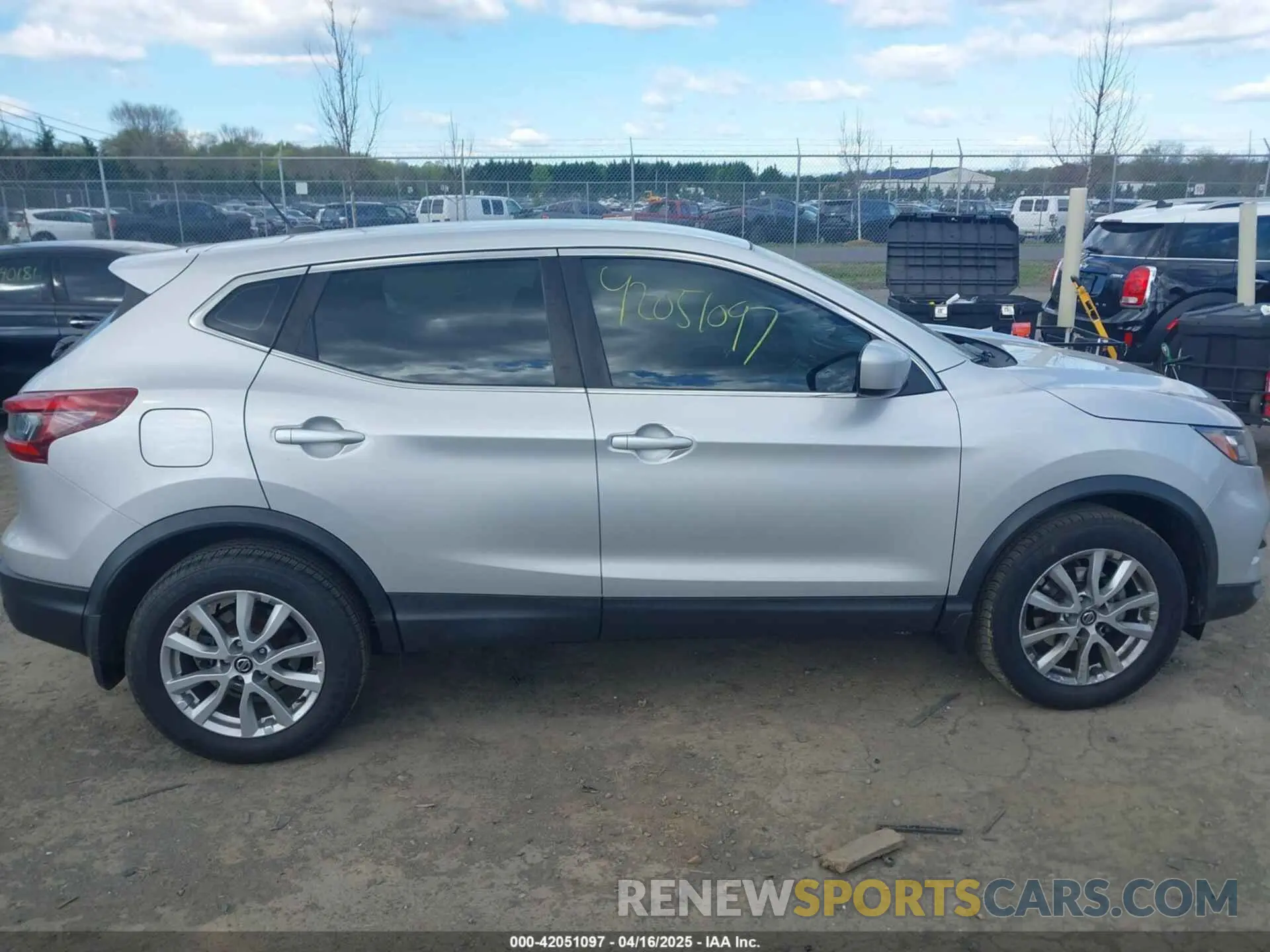 13 fotografías del automóvil dañado JN1BJ1CV3LW252848 NISSAN ROGUE SPORT 2020