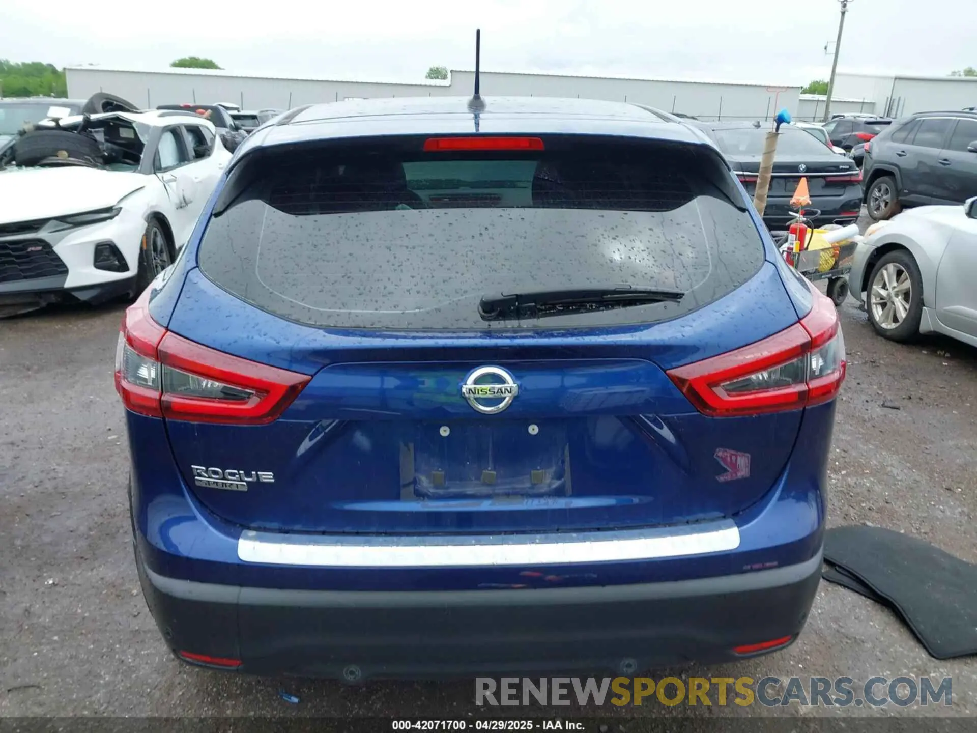 16 fotografías del automóvil dañado JN1BJ1CV3LW258875 NISSAN ROGUE SPORT 2020