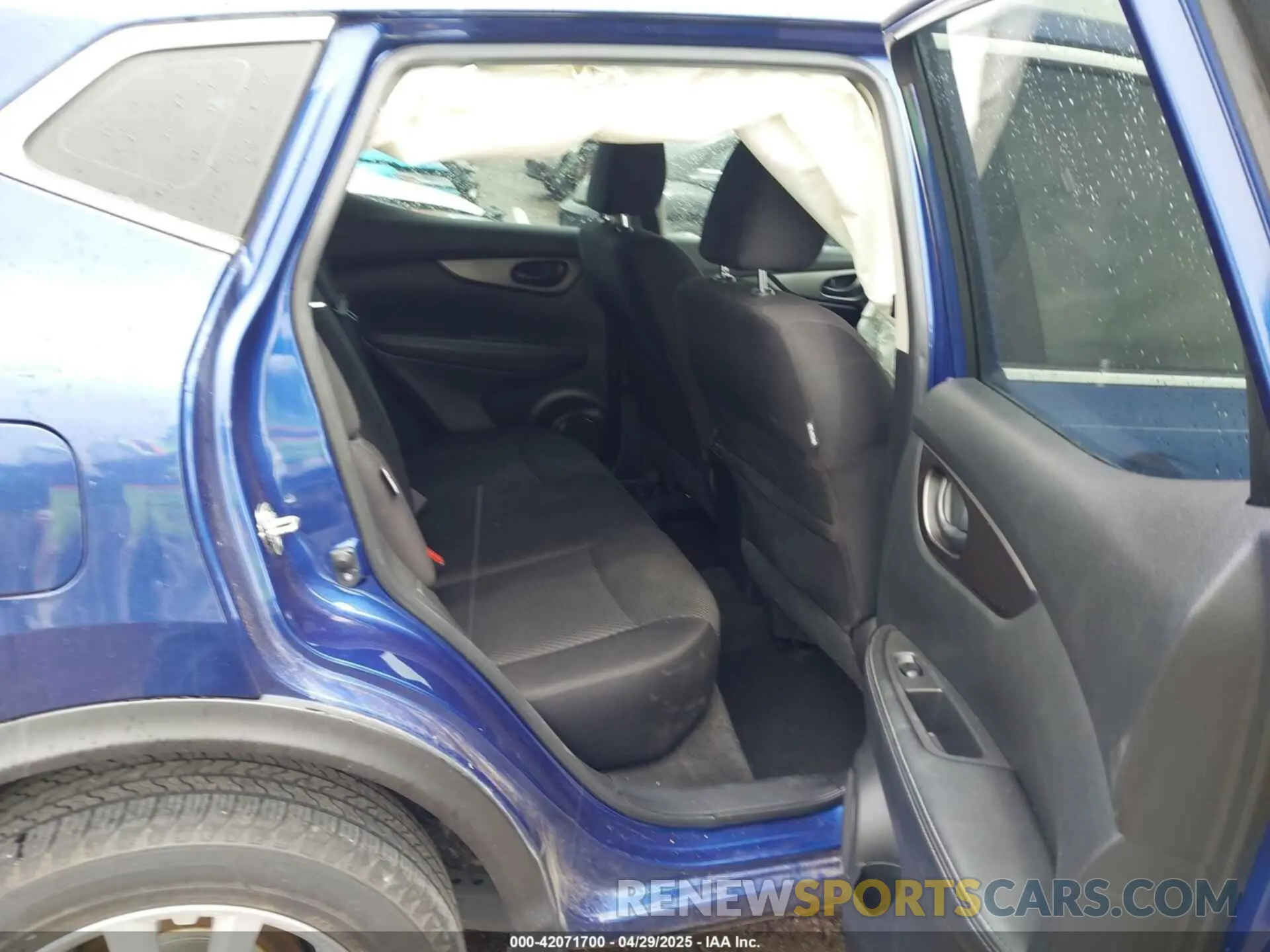 8 fotografías del automóvil dañado JN1BJ1CV3LW258875 NISSAN ROGUE SPORT 2020