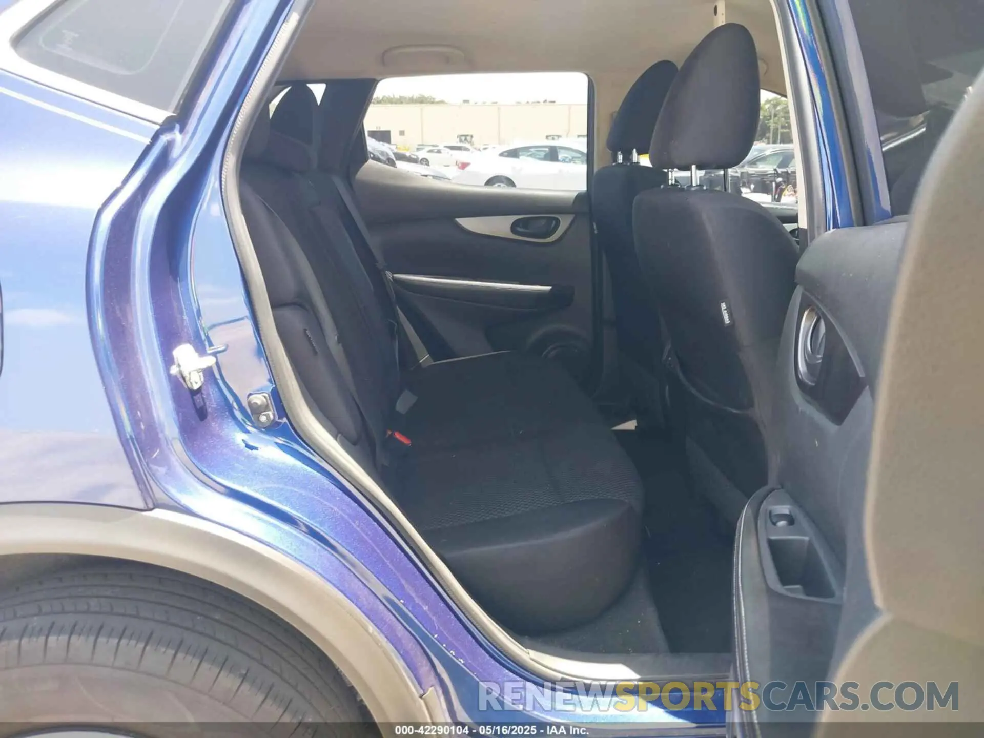8 fotografías del automóvil dañado JN1BJ1CV3LW277958 NISSAN ROGUE SPORT 2020