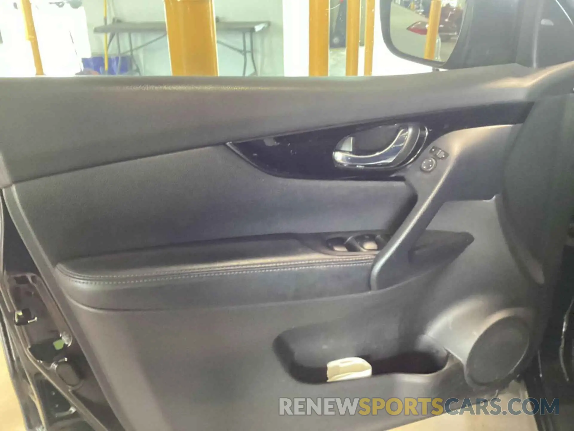 29 fotografías del automóvil dañado JN1BJ1CV3LW281928 NISSAN ROGUE SPORT 2020