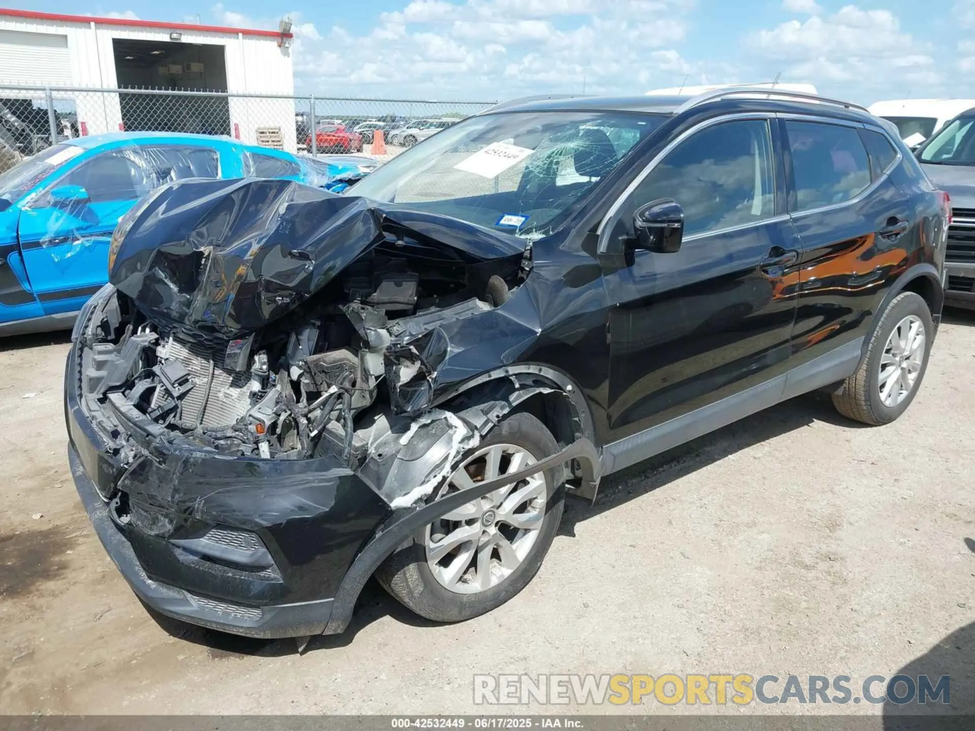 2 fotografías del automóvil dañado JN1BJ1CV3LW542815 NISSAN ROGUE SPORT 2020
