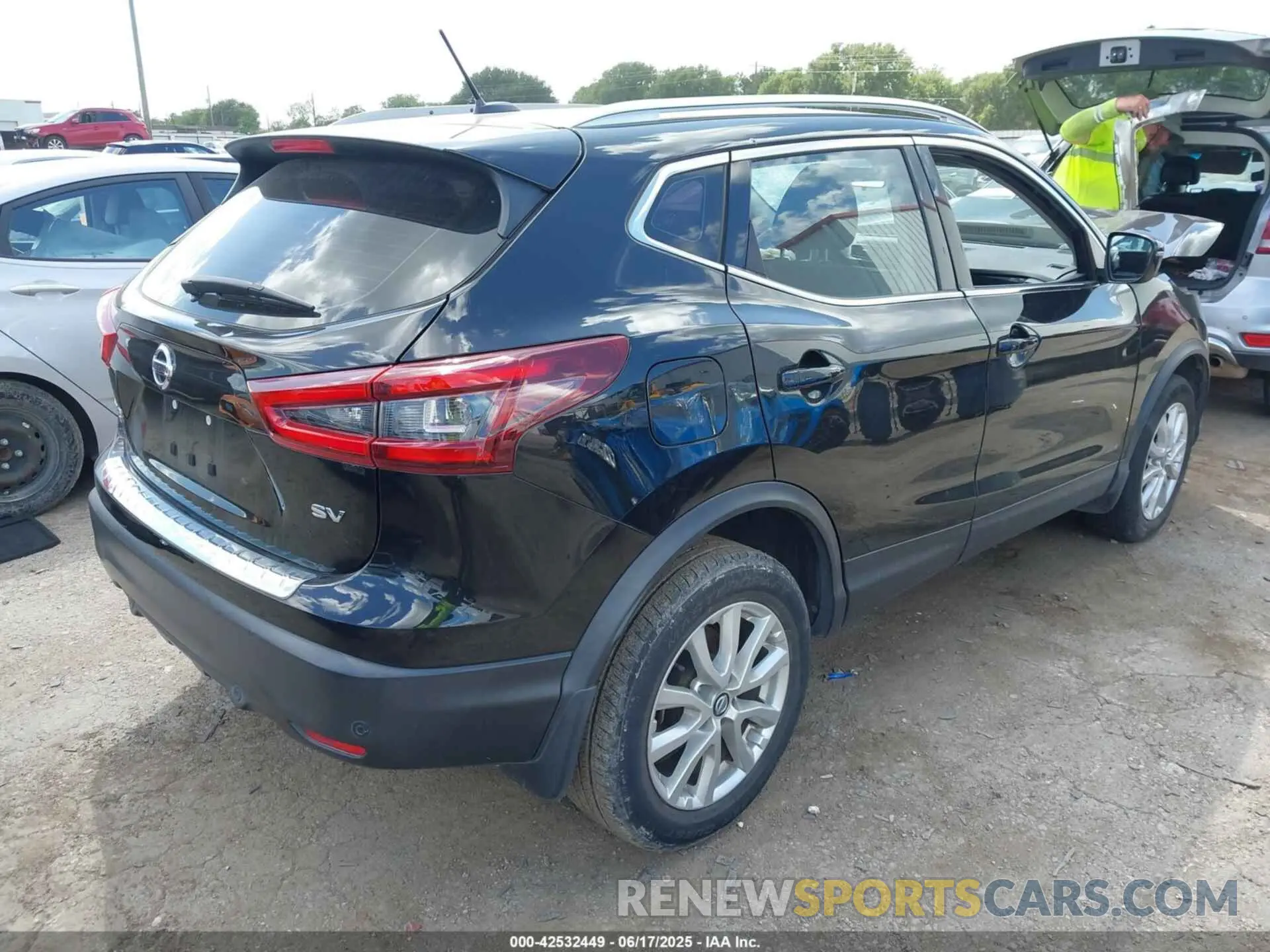 4 fotografías del automóvil dañado JN1BJ1CV3LW542815 NISSAN ROGUE SPORT 2020