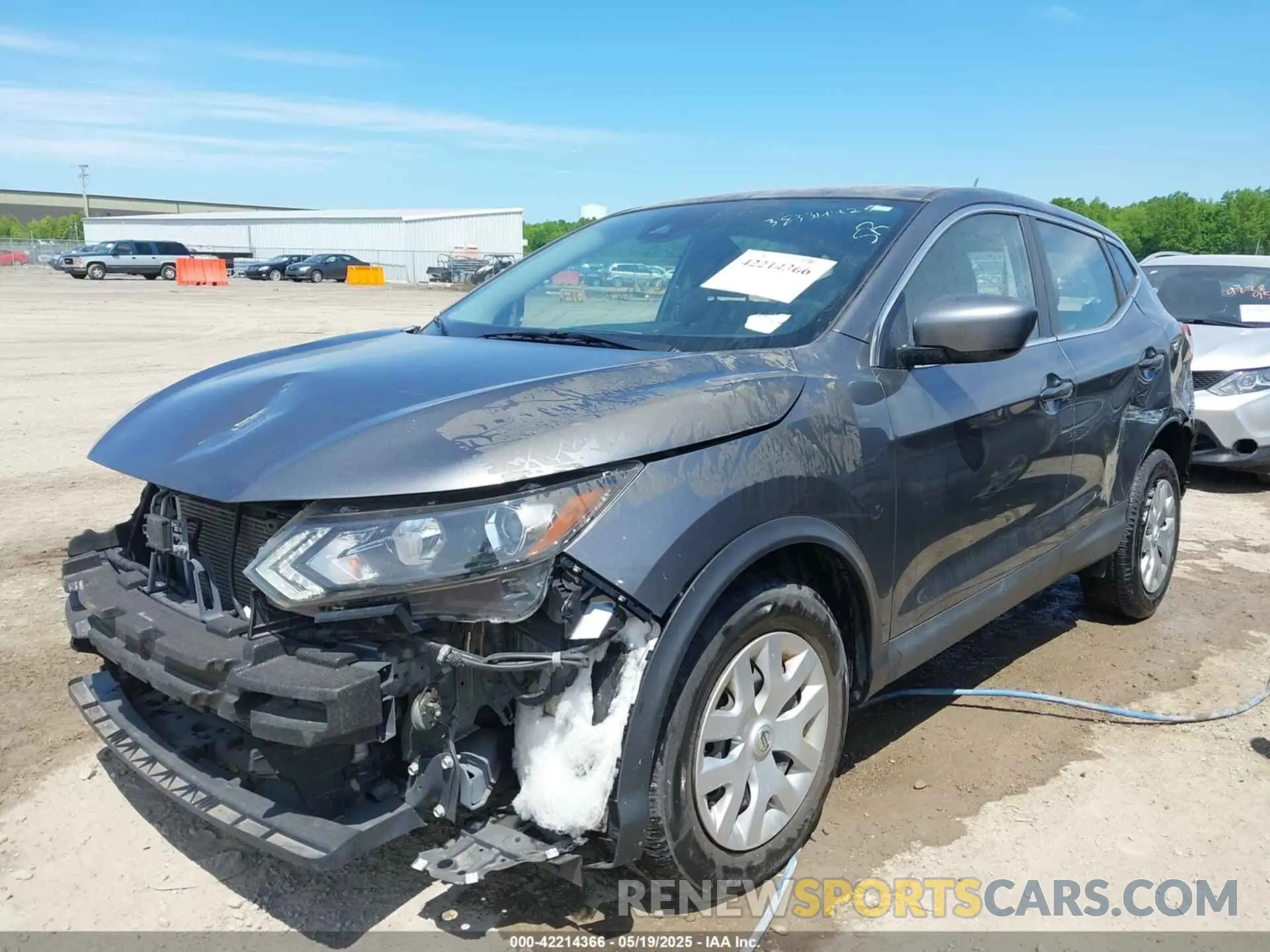 2 fotografías del automóvil dañado JN1BJ1CV4LW542550 NISSAN ROGUE SPORT 2020
