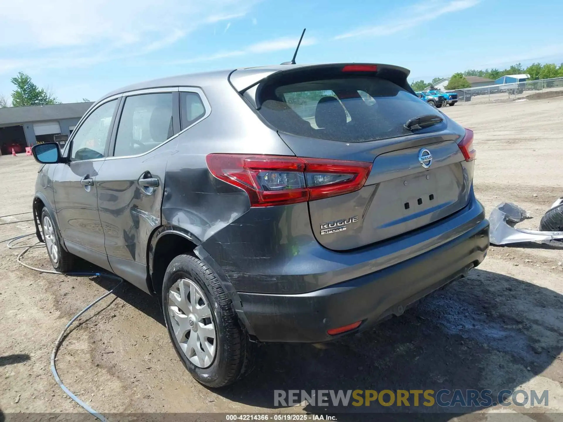 3 fotografías del automóvil dañado JN1BJ1CV4LW542550 NISSAN ROGUE SPORT 2020