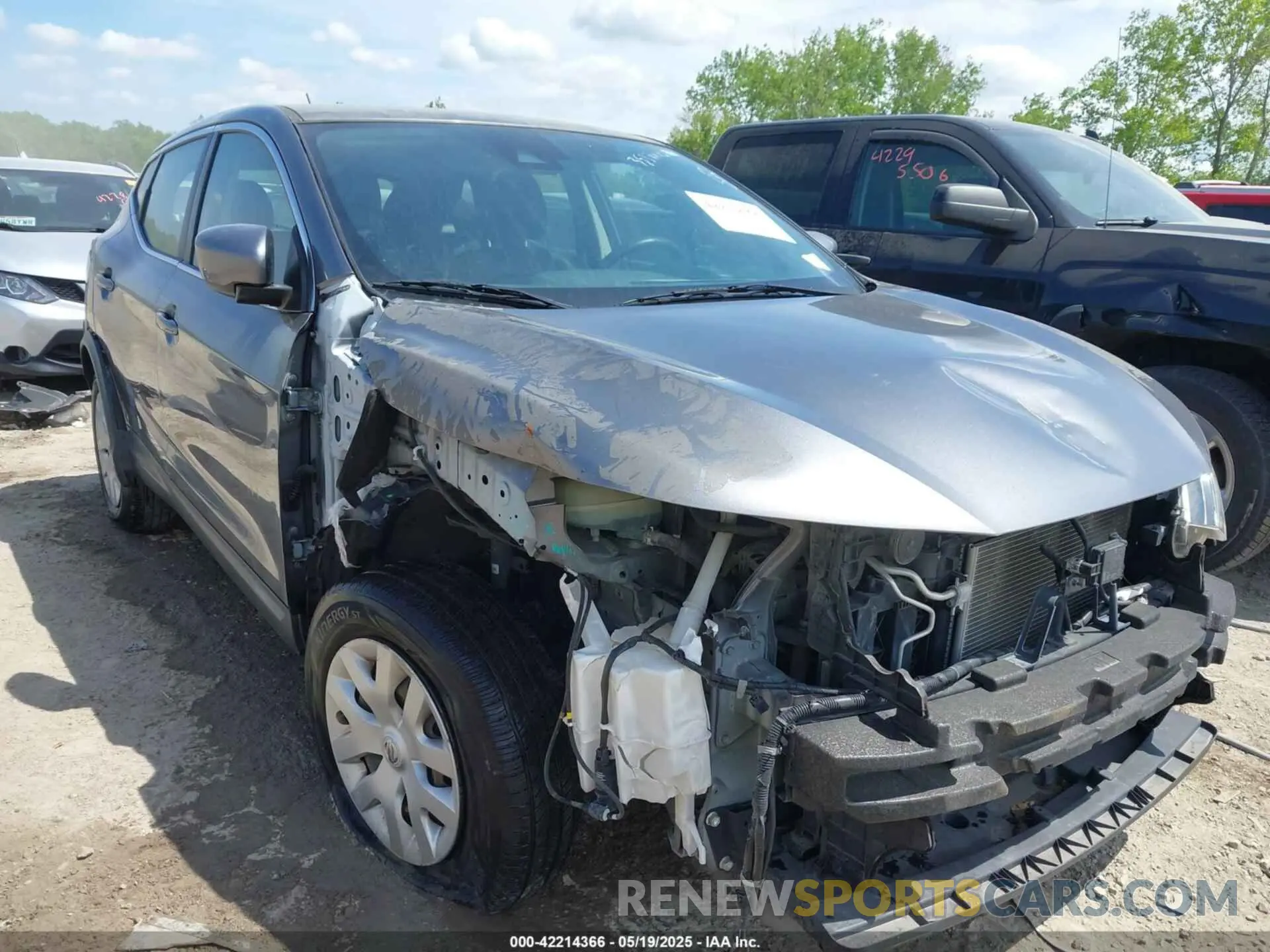 6 fotografías del automóvil dañado JN1BJ1CV4LW542550 NISSAN ROGUE SPORT 2020