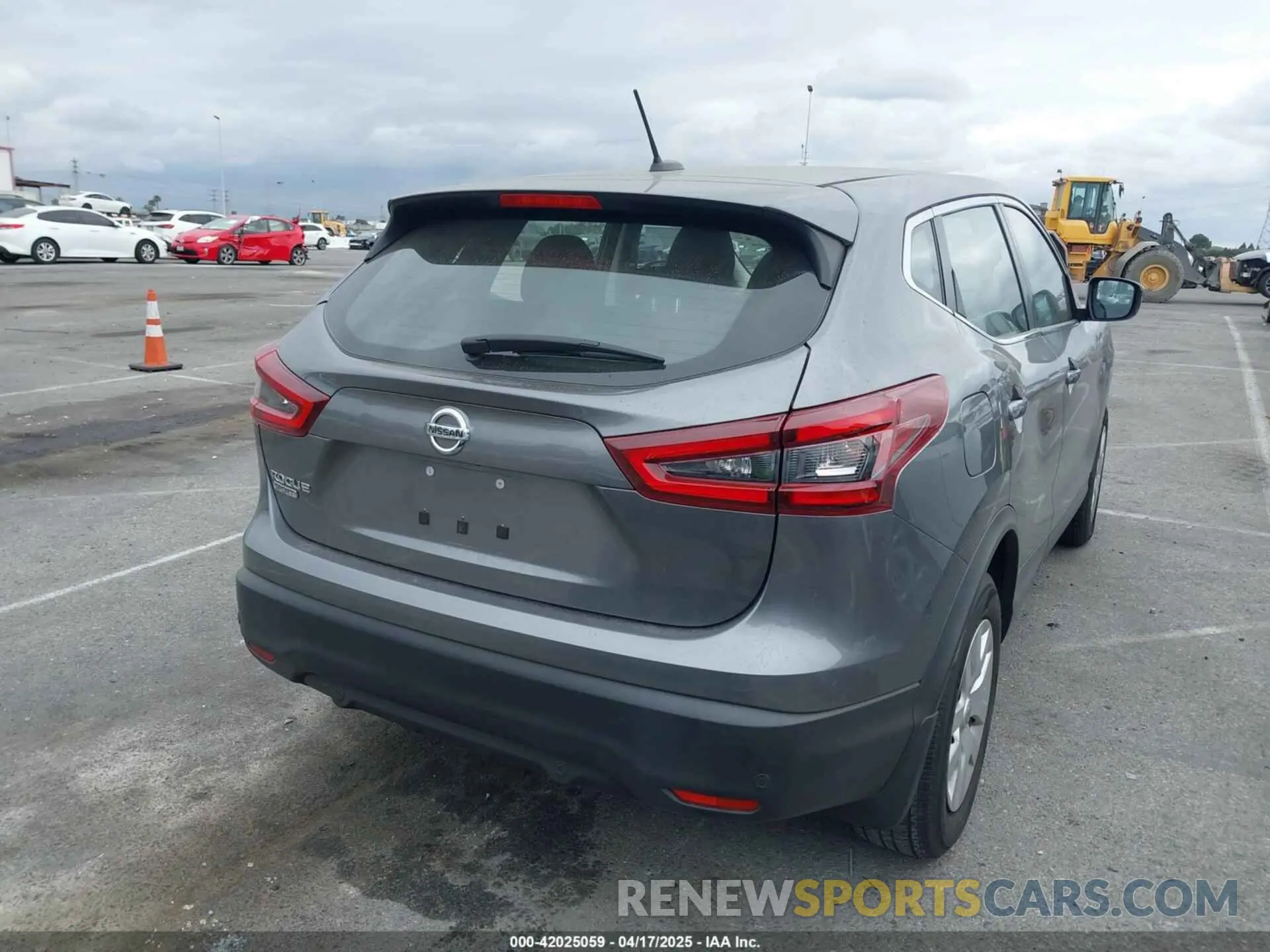 4 fotografías del automóvil dañado JN1BJ1CV7LW552649 NISSAN ROGUE SPORT 2020
