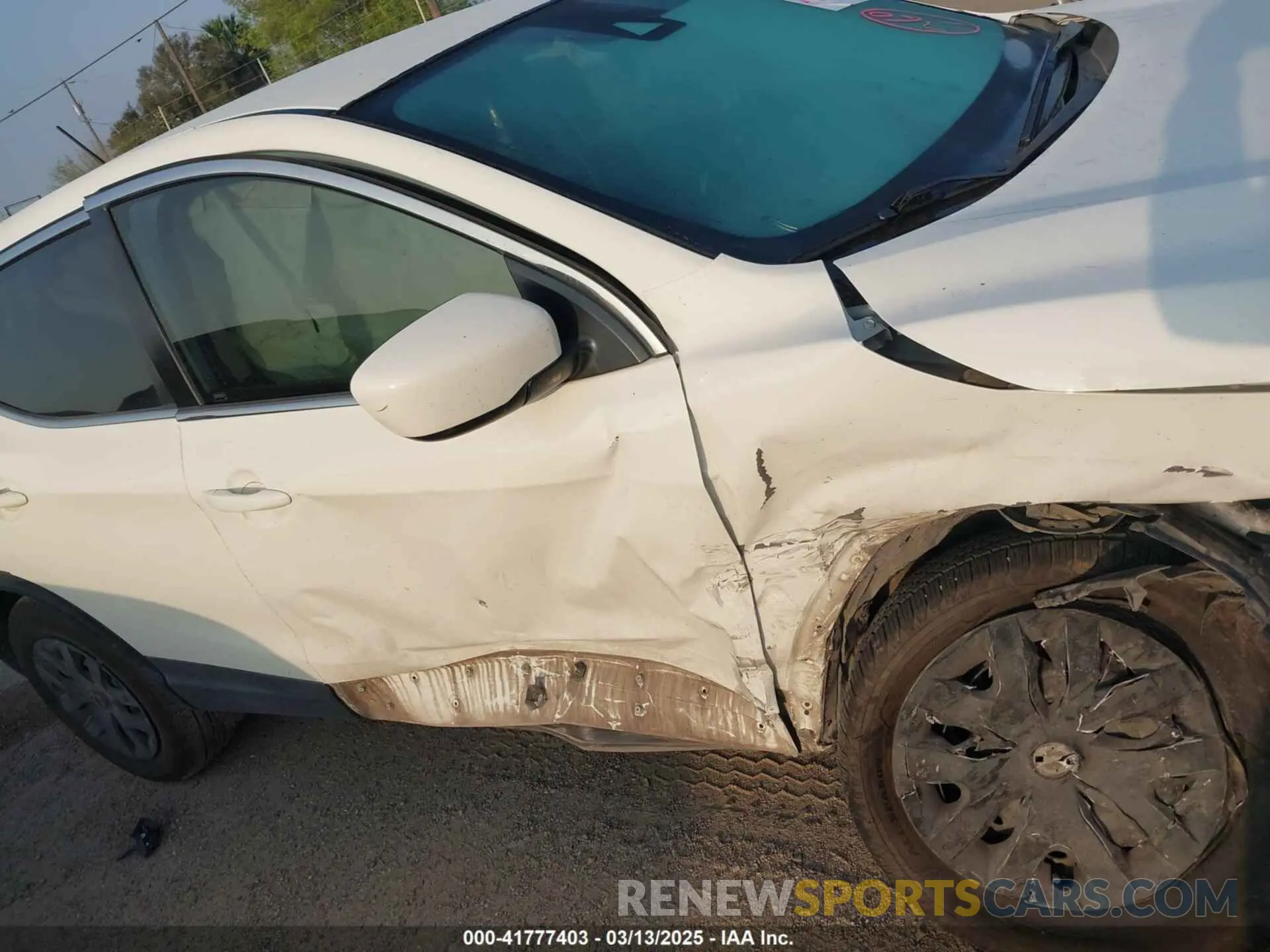 14 fotografías del automóvil dañado JN1BJ1CV8LW254546 NISSAN ROGUE SPORT 2020