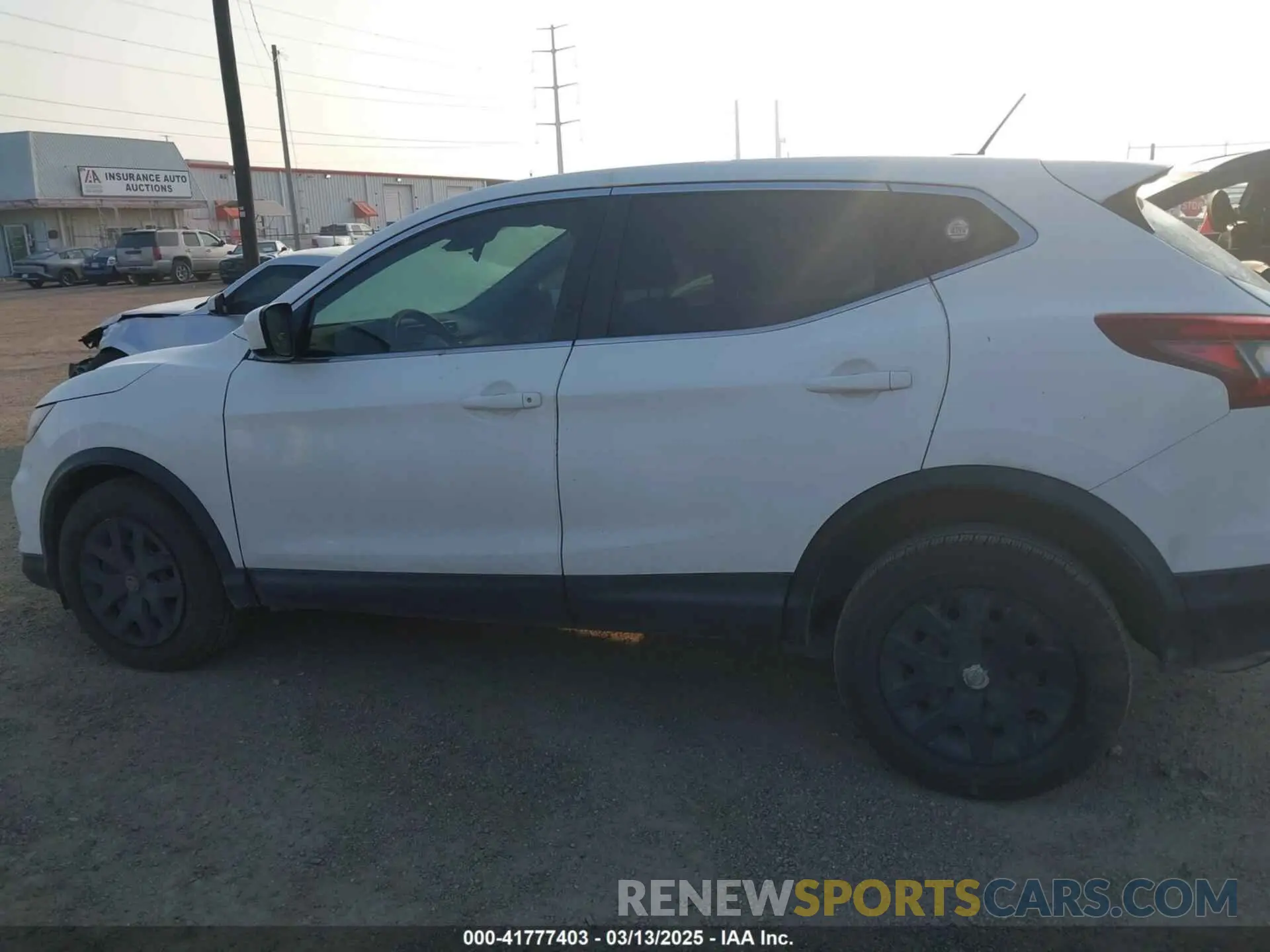 15 fotografías del automóvil dañado JN1BJ1CV8LW254546 NISSAN ROGUE SPORT 2020