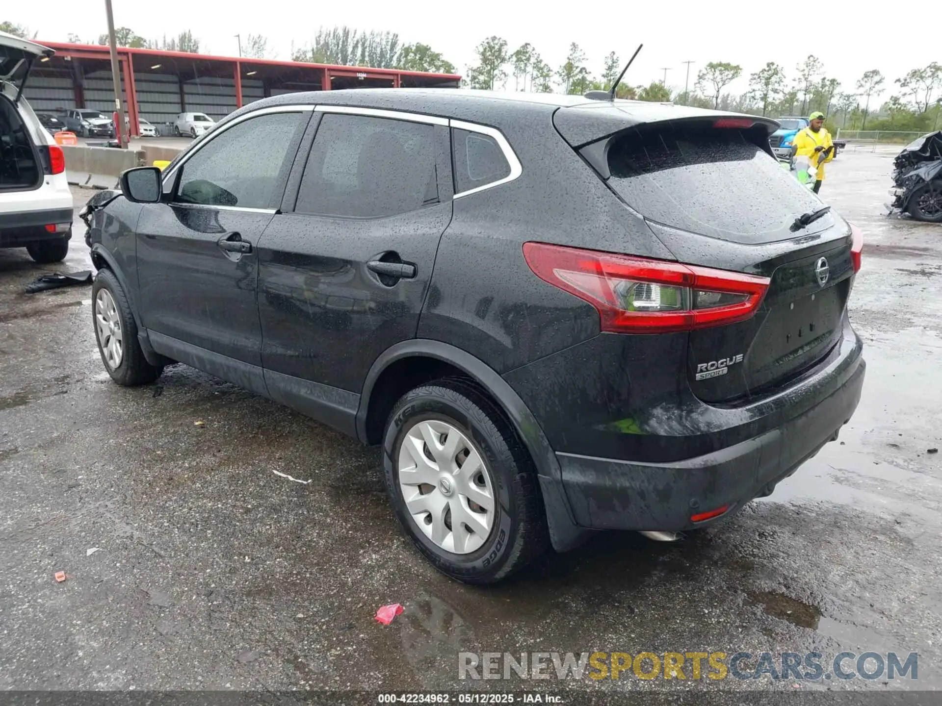 3 fotografías del automóvil dañado JN1BJ1CV8LW548013 NISSAN ROGUE SPORT 2020