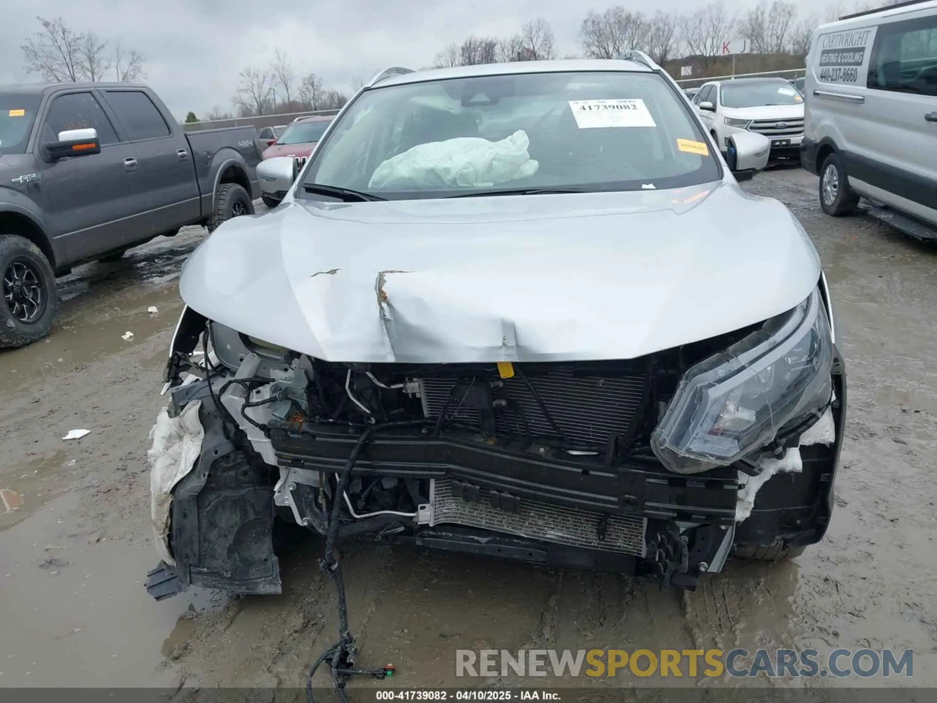 13 fotografías del automóvil dañado JN1BJ1CVXLW276080 NISSAN ROGUE SPORT 2020