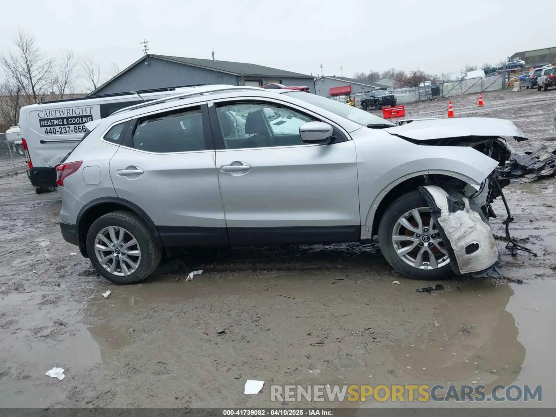 14 fotografías del automóvil dañado JN1BJ1CVXLW276080 NISSAN ROGUE SPORT 2020