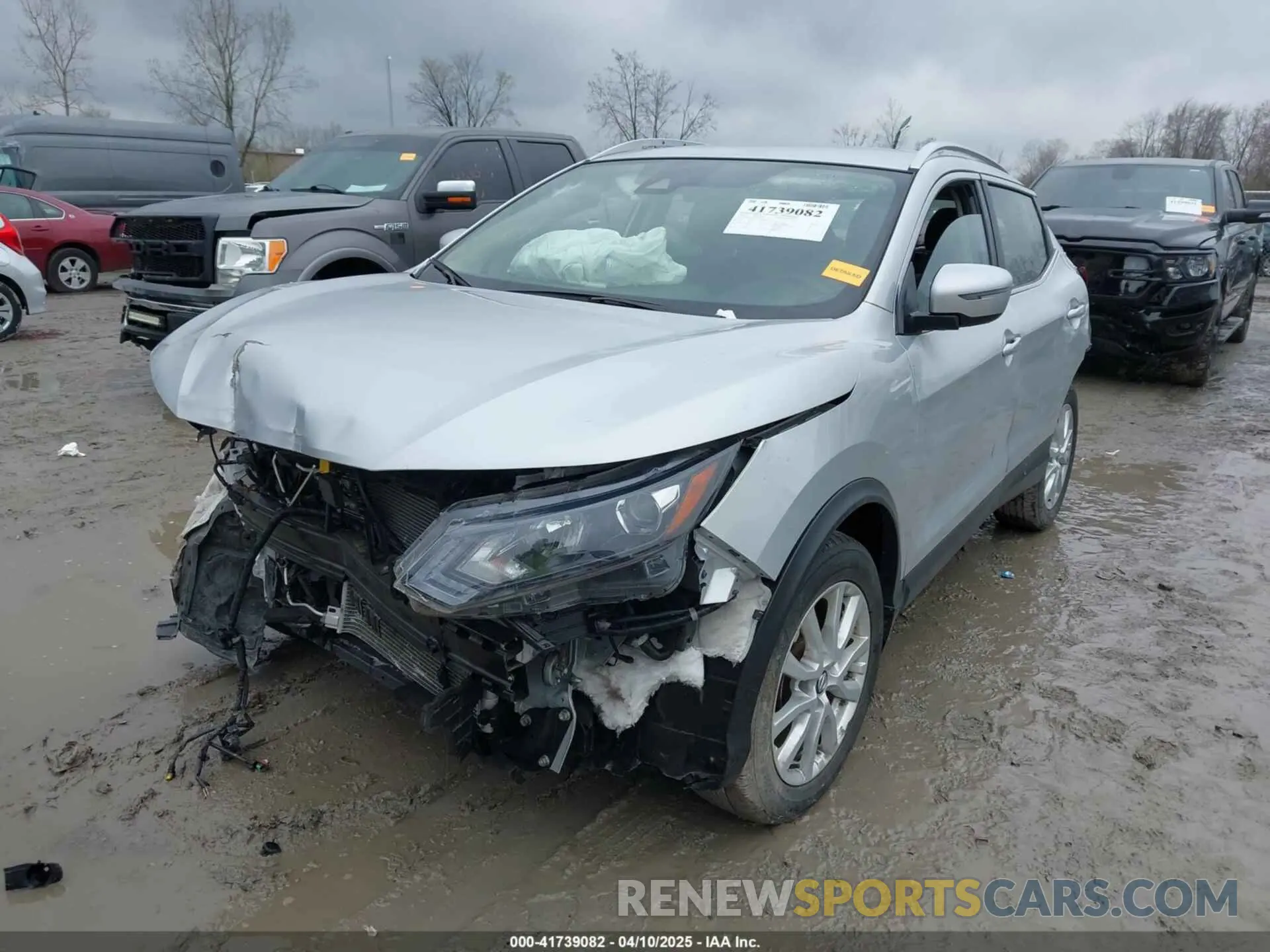 2 fotografías del automóvil dañado JN1BJ1CVXLW276080 NISSAN ROGUE SPORT 2020