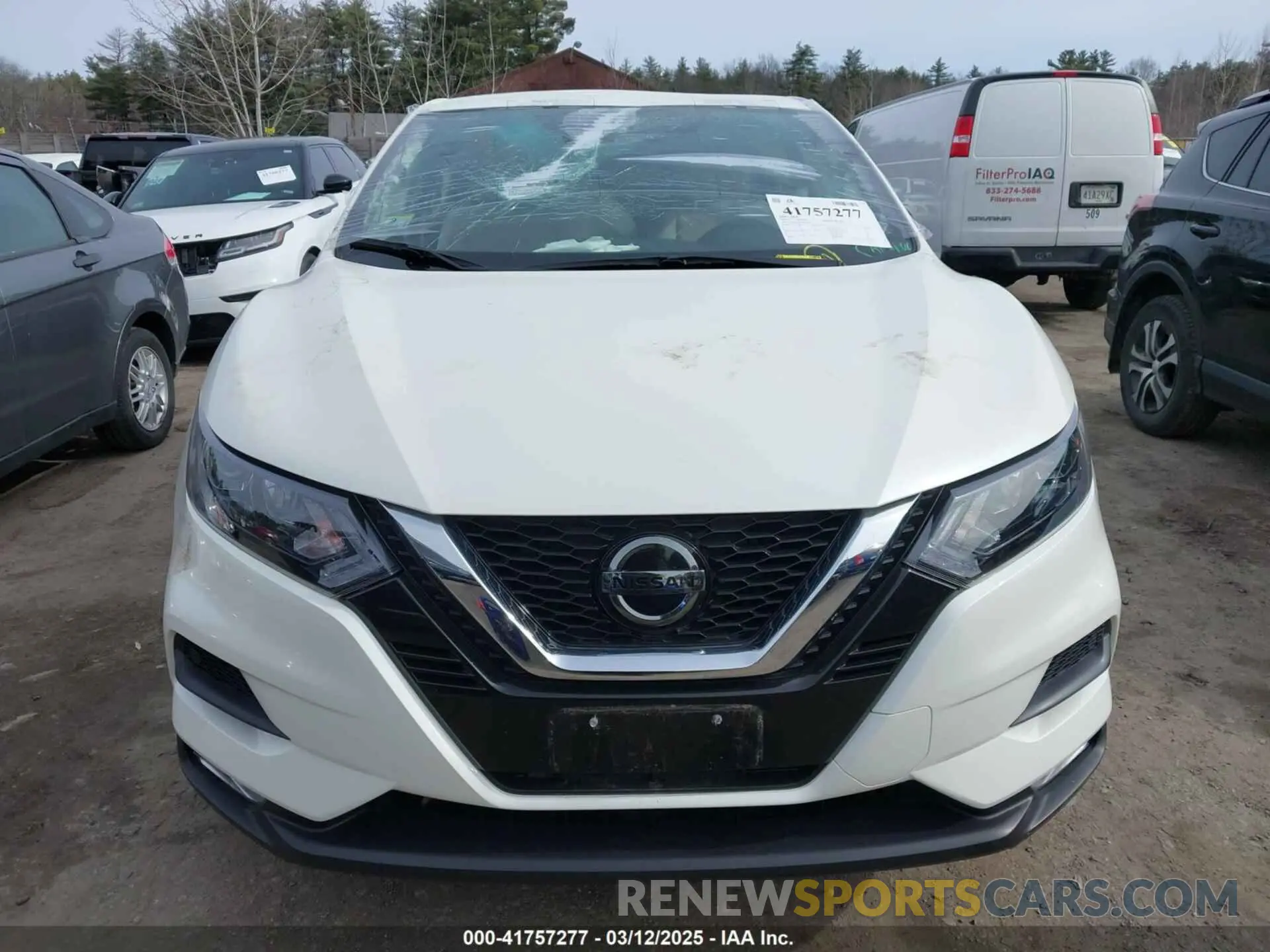 13 fotografías del automóvil dañado JN1BJ1CW2LW649704 NISSAN ROGUE SPORT 2020