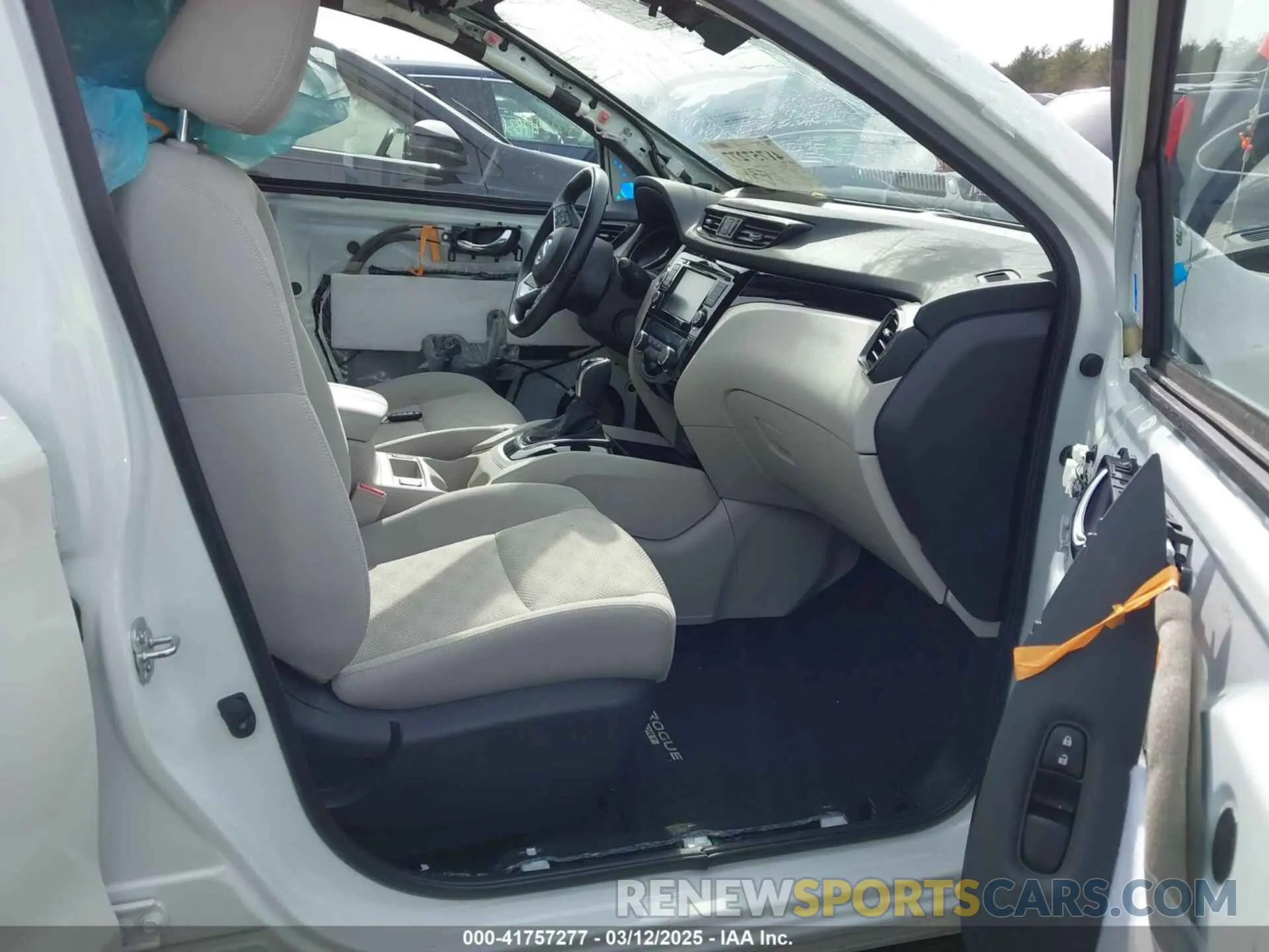 5 fotografías del automóvil dañado JN1BJ1CW2LW649704 NISSAN ROGUE SPORT 2020