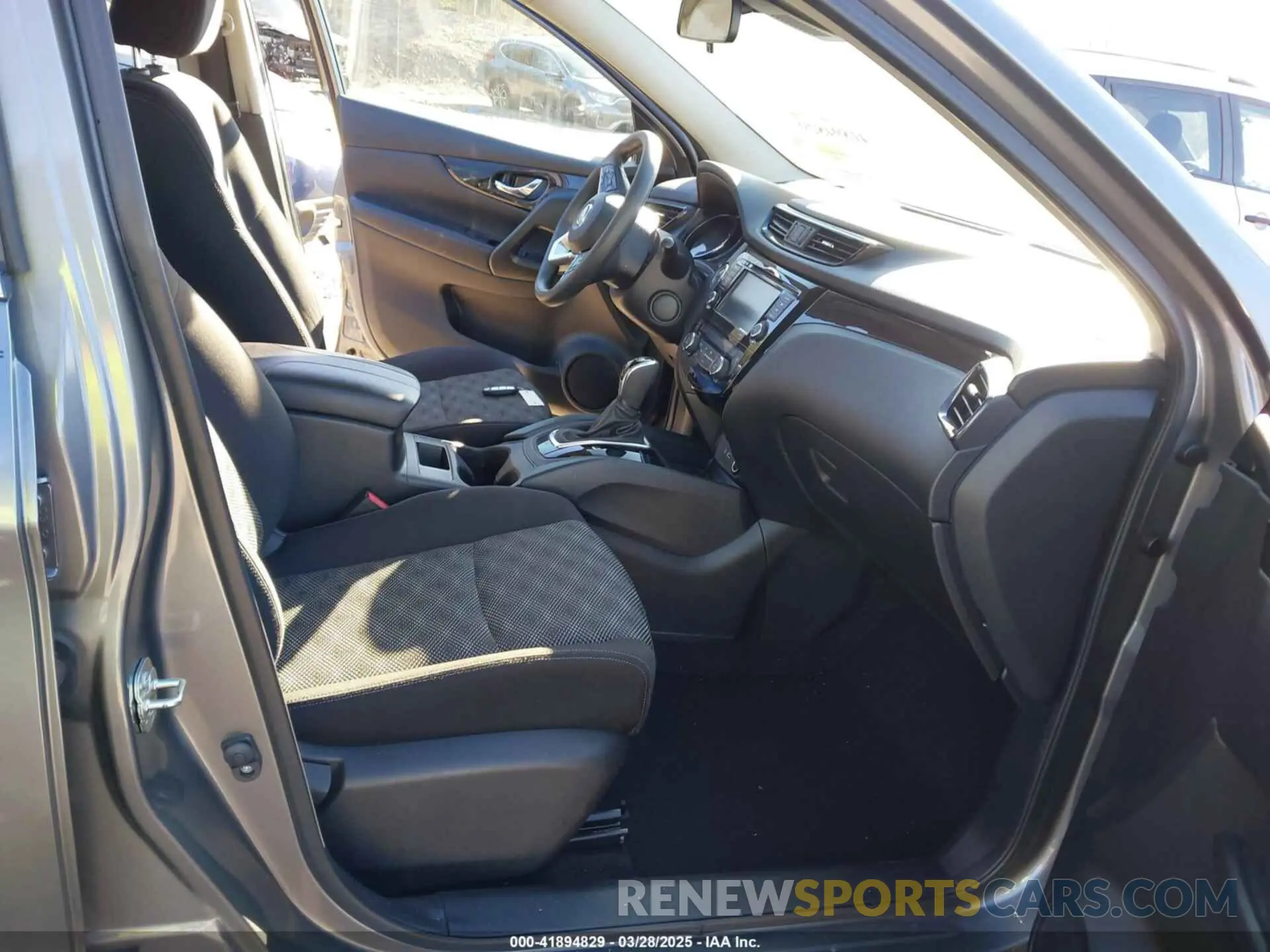 5 fotografías del automóvil dañado JN1BJ1CW3LW382251 NISSAN ROGUE SPORT 2020