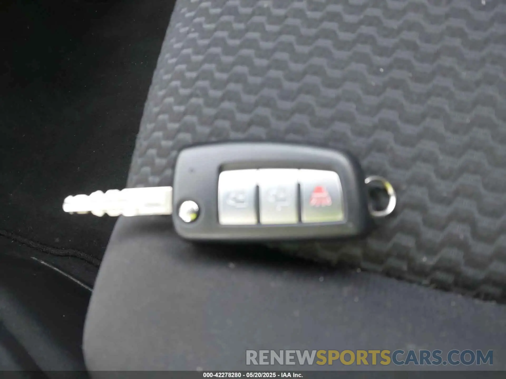 11 fotografías del automóvil dañado JN1BJ1CW3LW640591 NISSAN ROGUE SPORT 2020