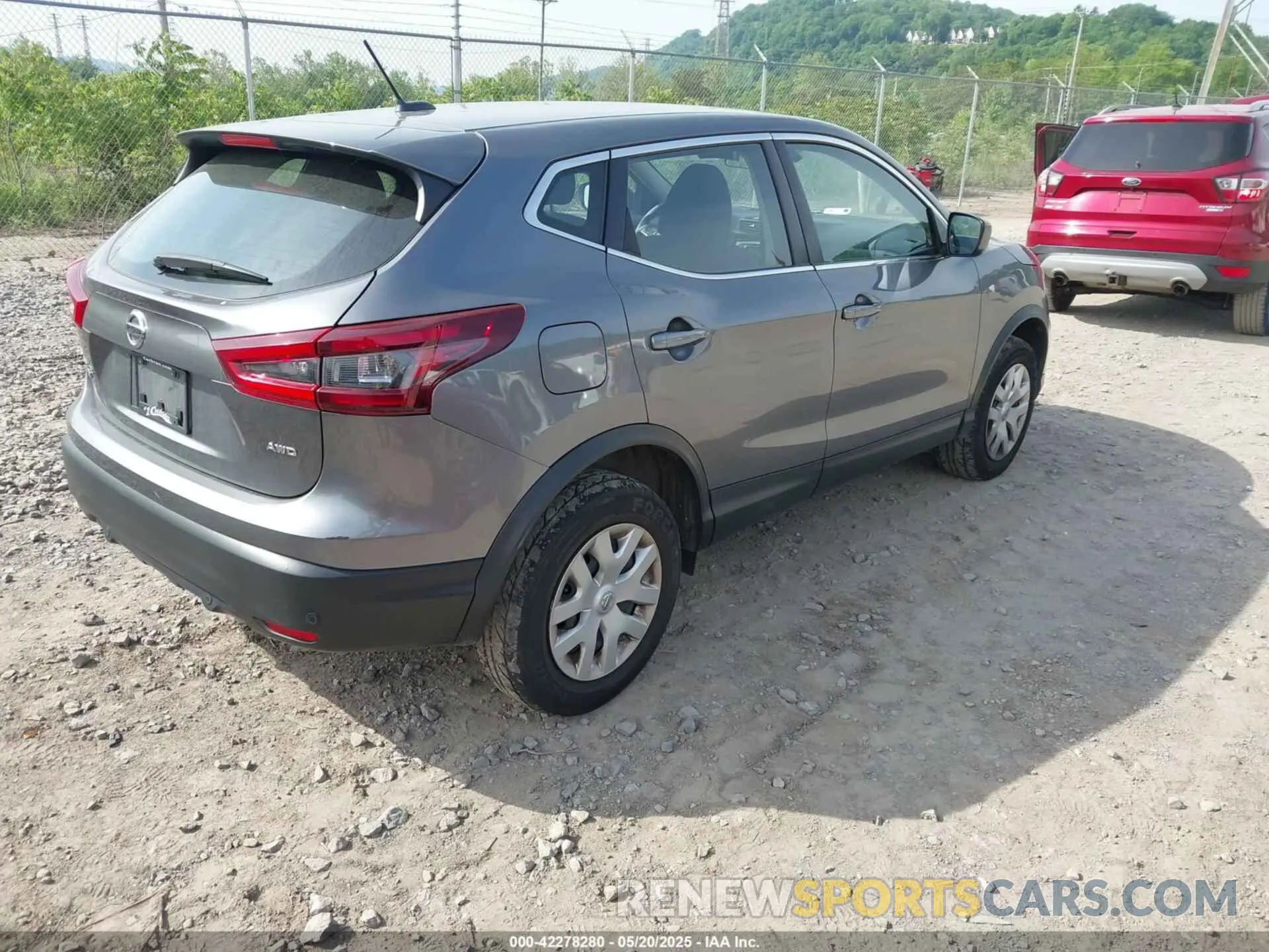4 fotografías del automóvil dañado JN1BJ1CW3LW640591 NISSAN ROGUE SPORT 2020